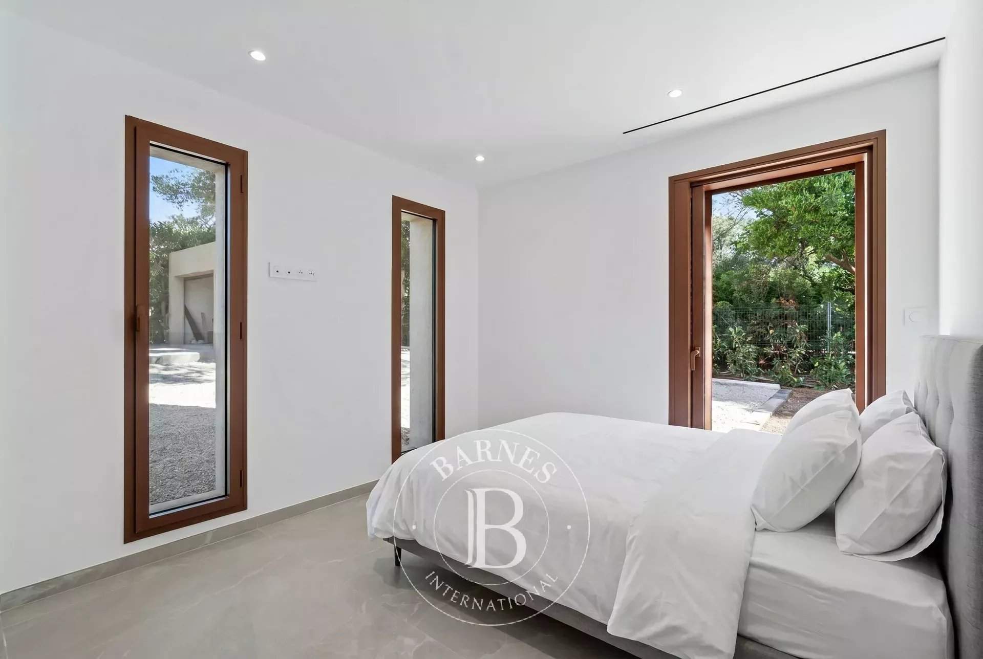 Roquebrune-sur-Argens  - Villa 7 Pi&egrave;ces 5 Chambres - picture 12