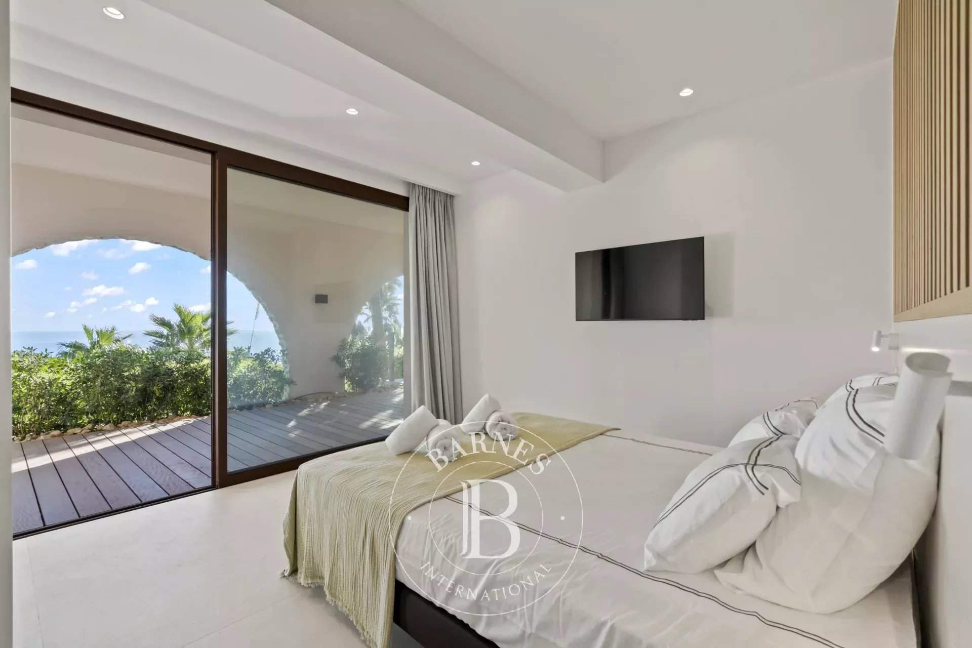 Sainte-Maxime  - Property 7 Bedrooms - picture 19