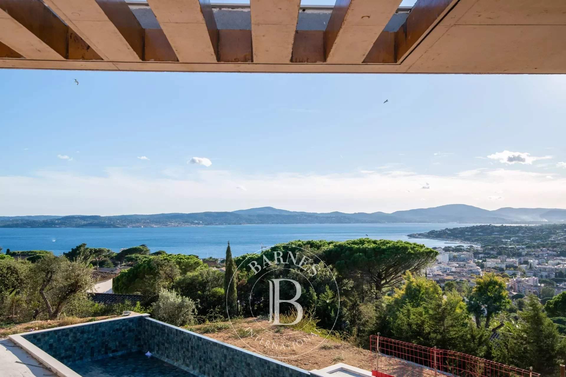 Sainte-Maxime  - Property 5 Bedrooms - picture 1