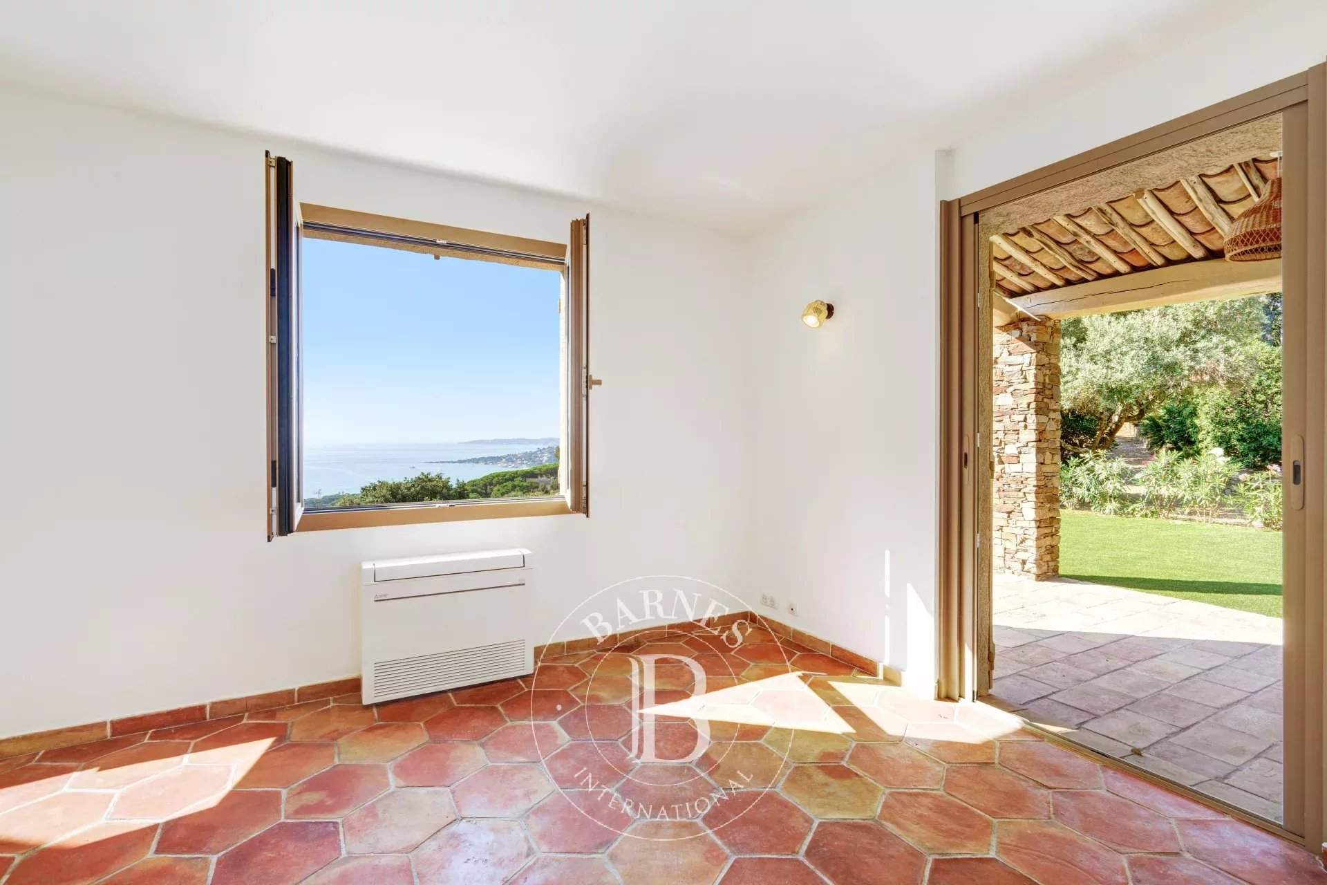 Sainte-Maxime  - Villa 5 Pièces 4 Chambres - picture 6