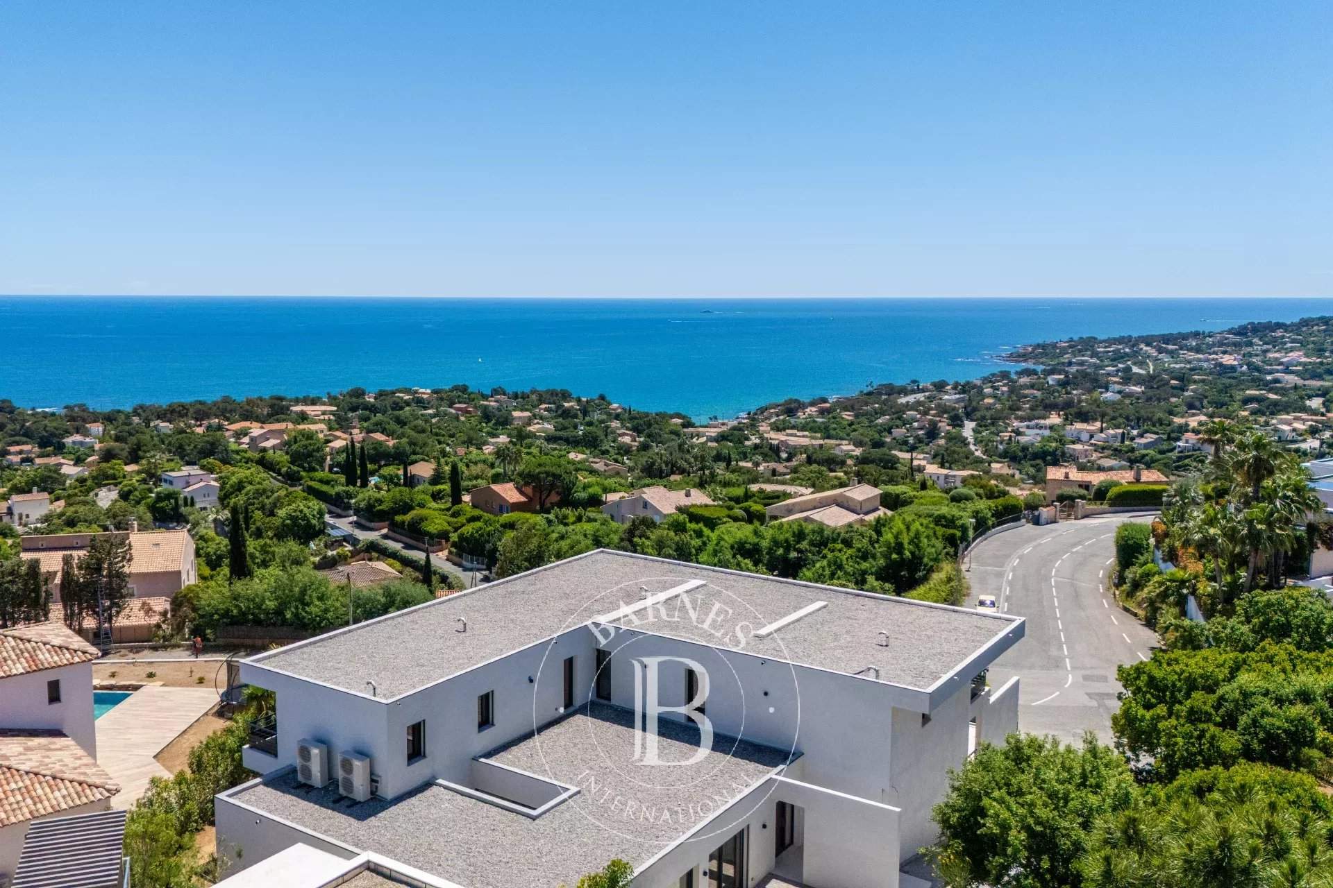 Roquebrune-sur-Argens  - Villa 7 Bedrooms - picture 2