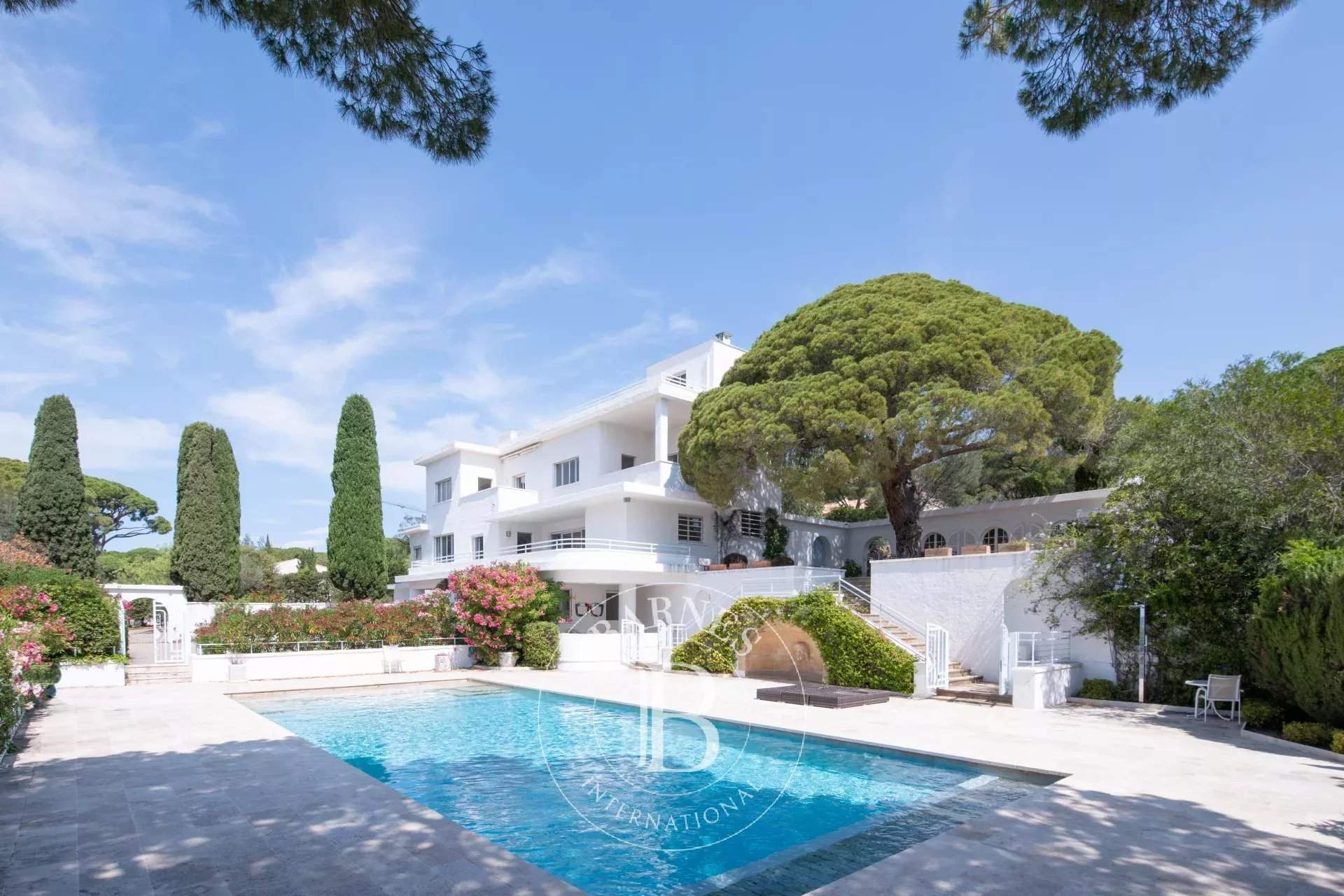 Sainte-Maxime  - Property 7 Bedrooms - picture 1