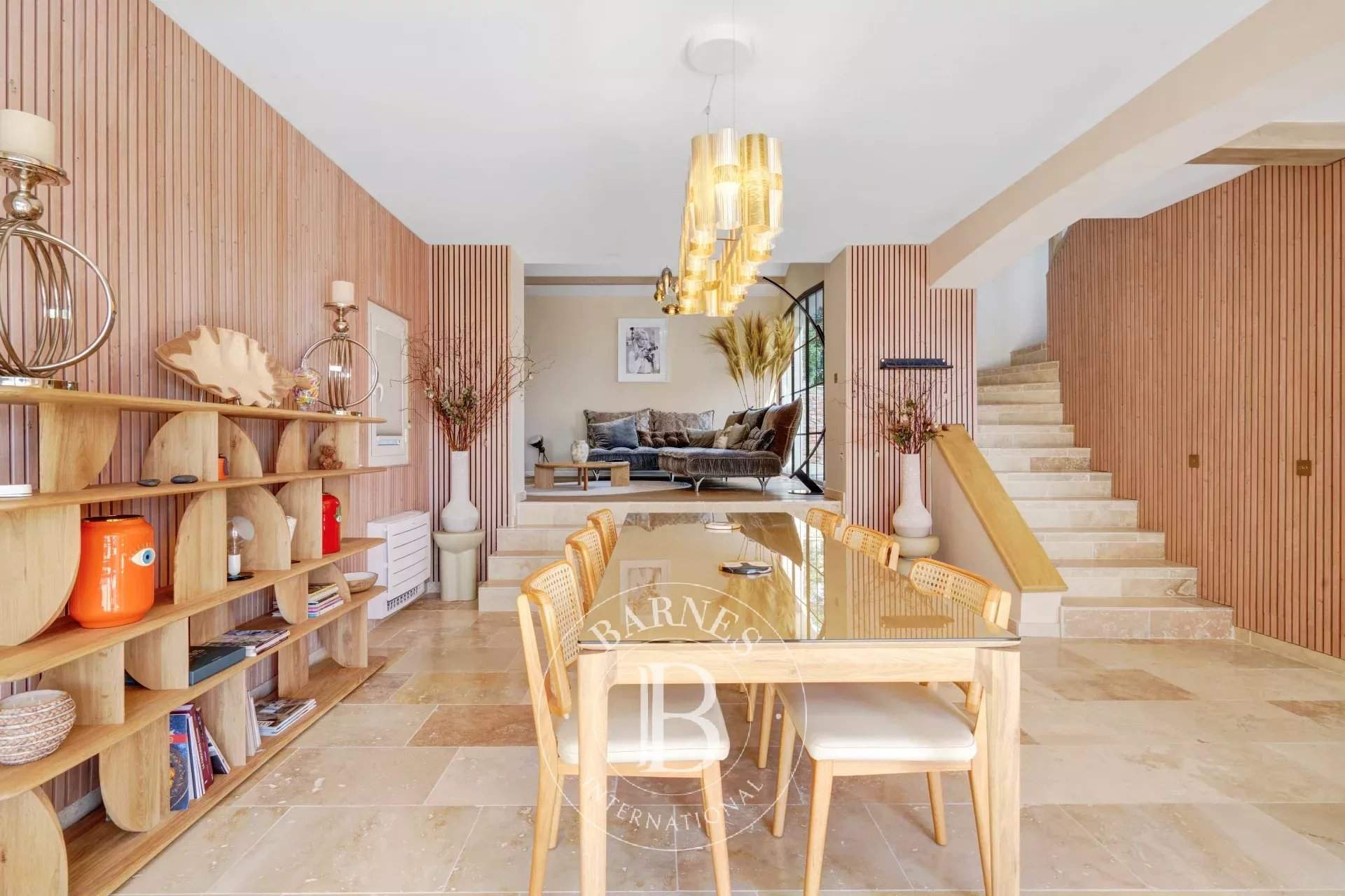 LES ISSAMBRES - VILLA DE CHARME - VUE MER picture 4