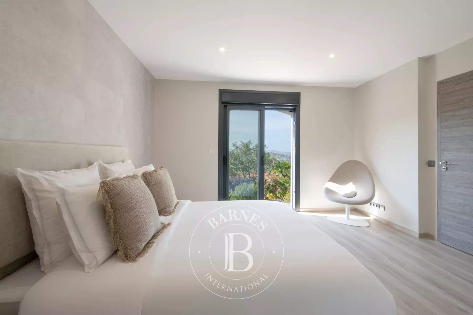 Sainte-Maxime  - Villa 5 Bedrooms - picture 7
