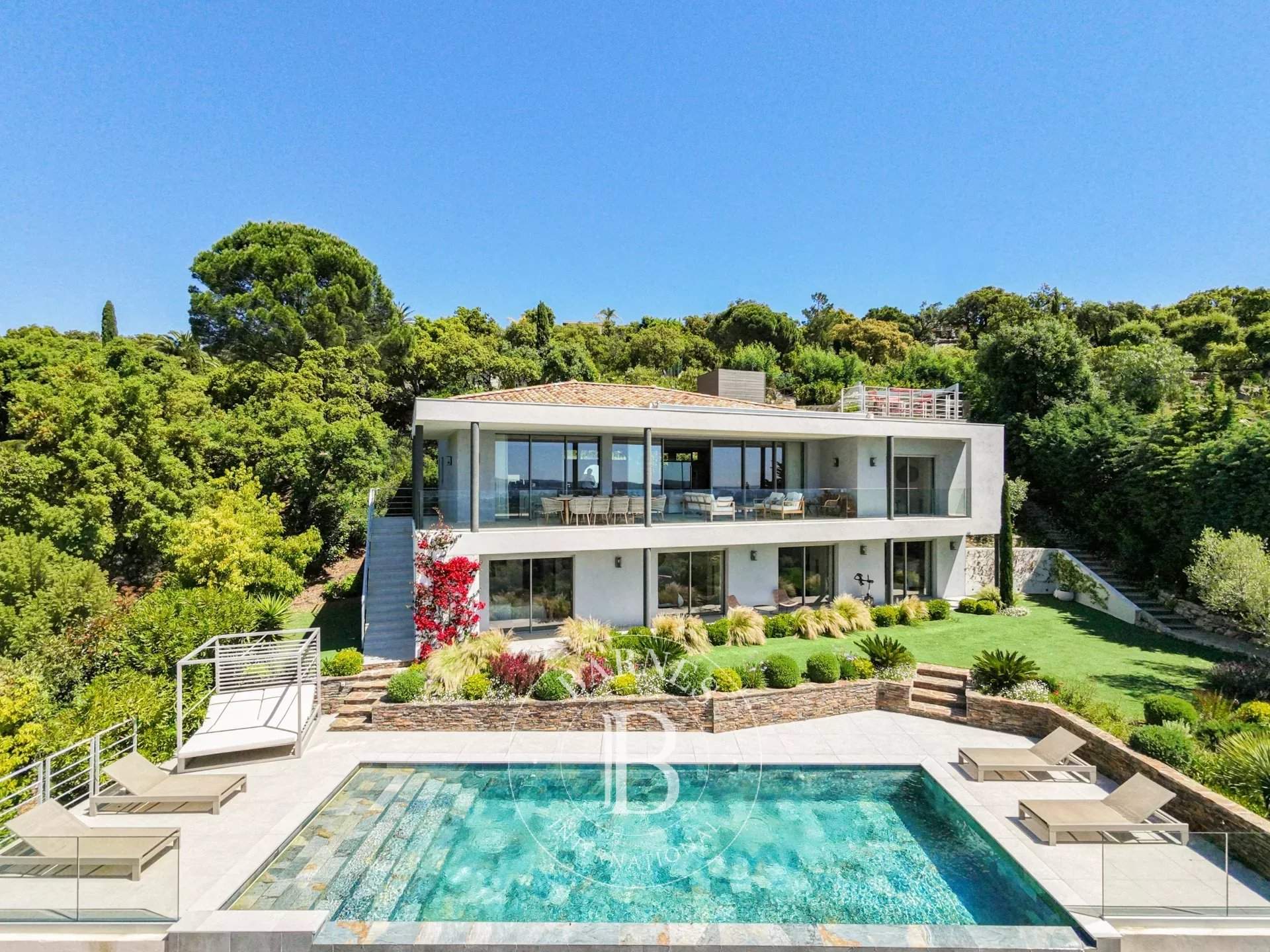 Sainte-Maxime  - Villa 5 Bedrooms - picture 4