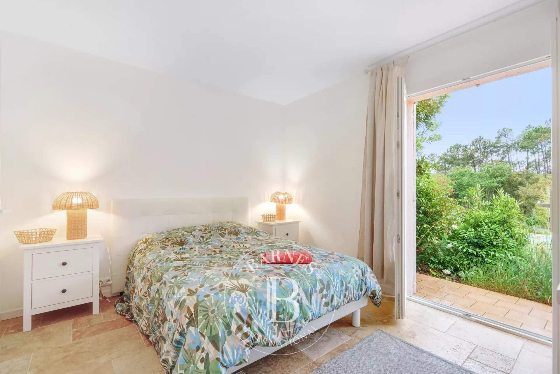 Le Muy  - Villa 5 Bedrooms - picture 11