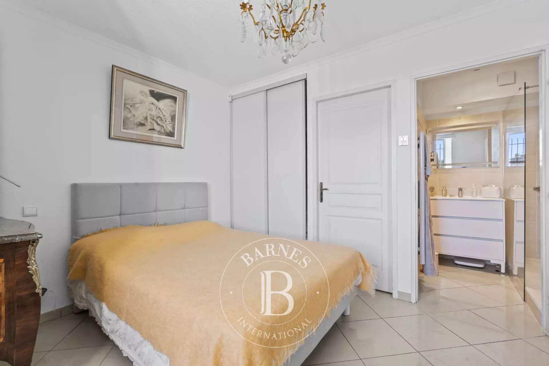 Sainte-Maxime  - Piso 4 Cuartos 2 Habitaciones - picture 9