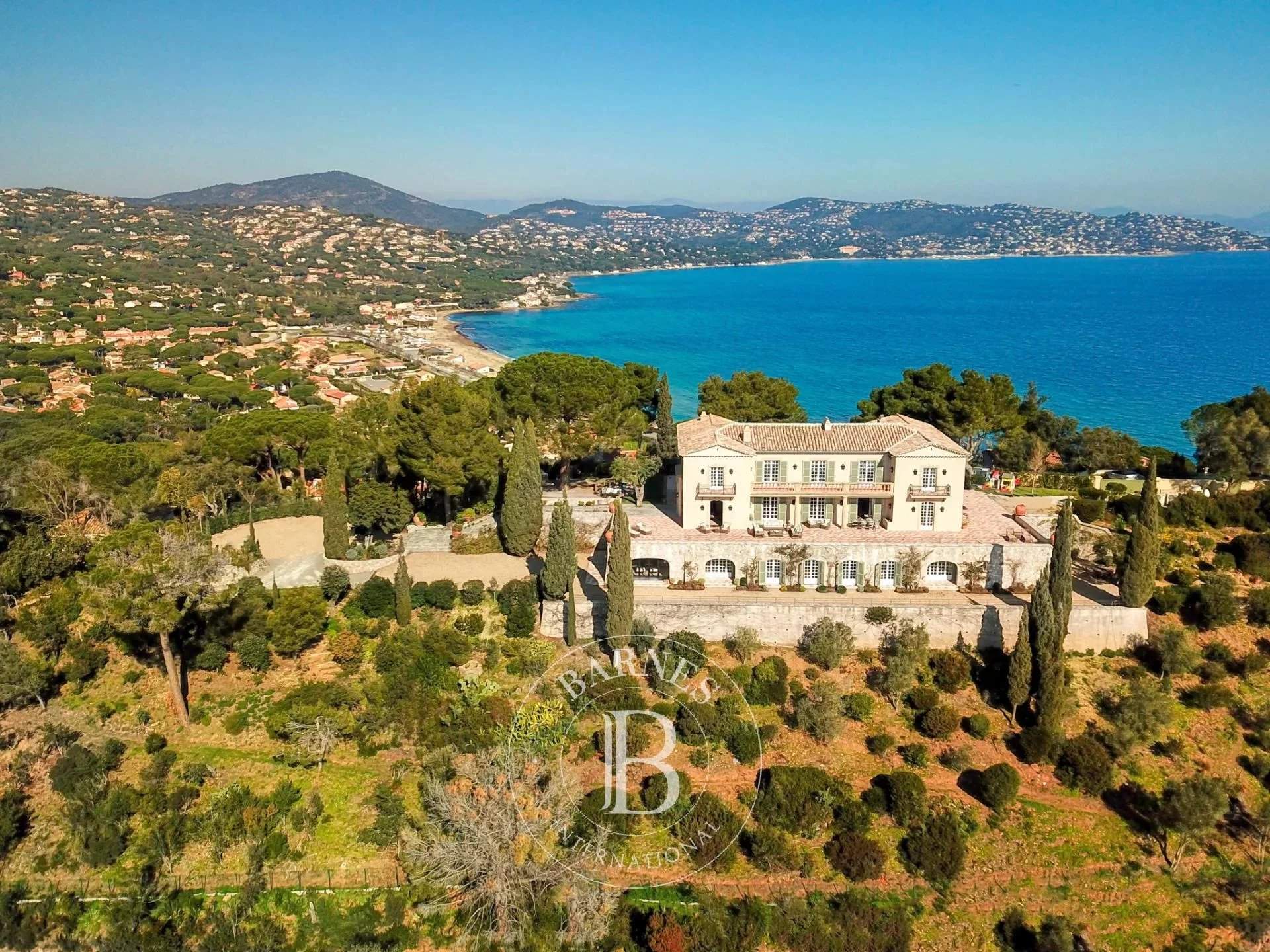 Sainte-Maxime  - Property 6 Bedrooms - picture 16