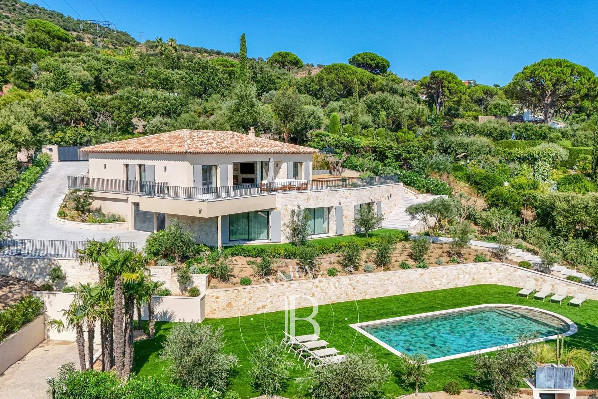 Grimaud  - Villa 7 Pièces 5 Chambres - picture 10