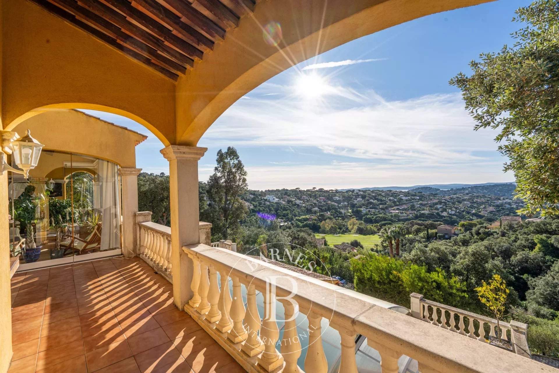 Sainte-Maxime  - Maison 7 Pi&egrave;ces 4 Chambres - picture 1