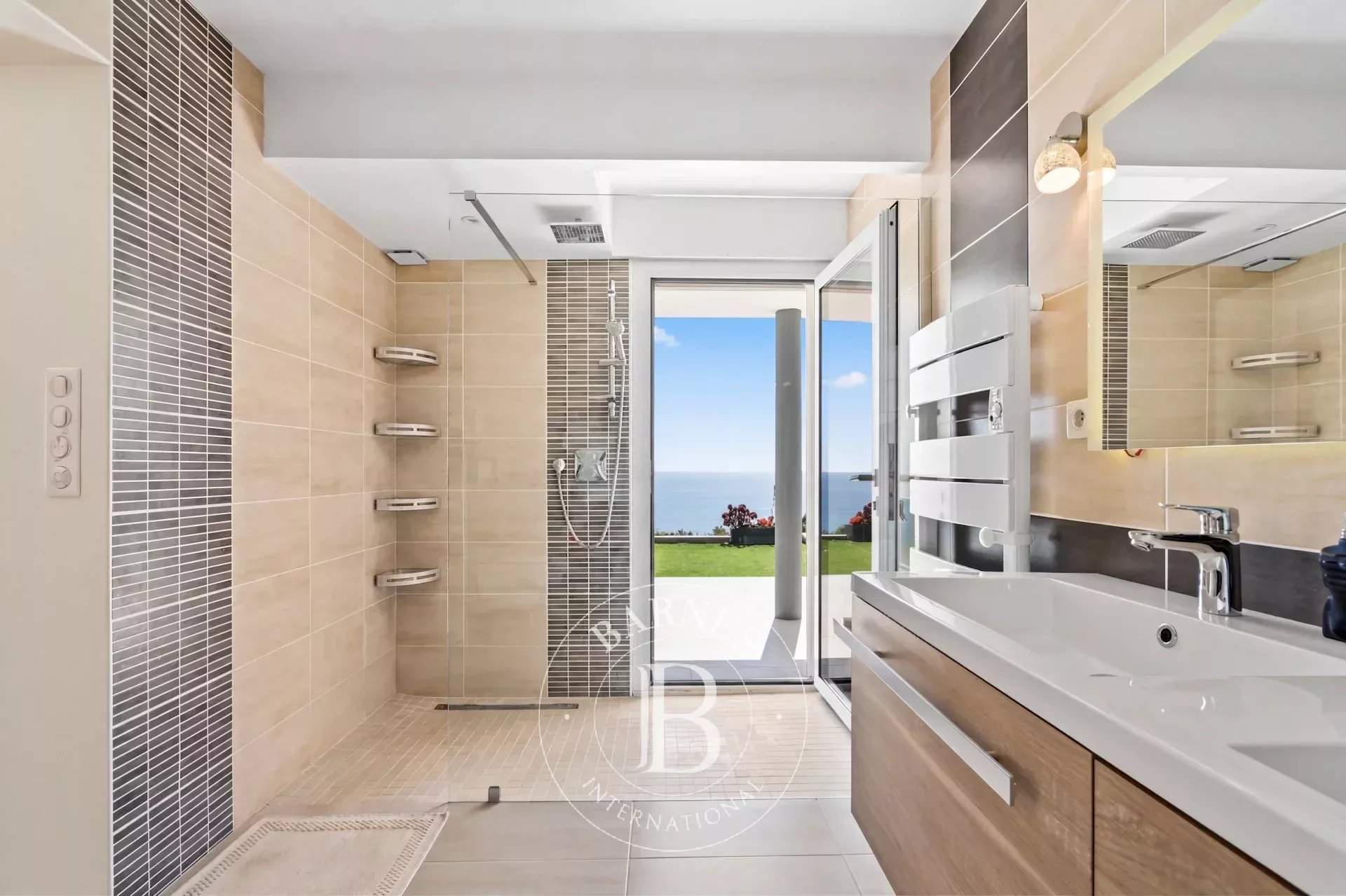 Les Issambres  - Maison 6 Pi&egrave;ces 4 Chambres - picture 8