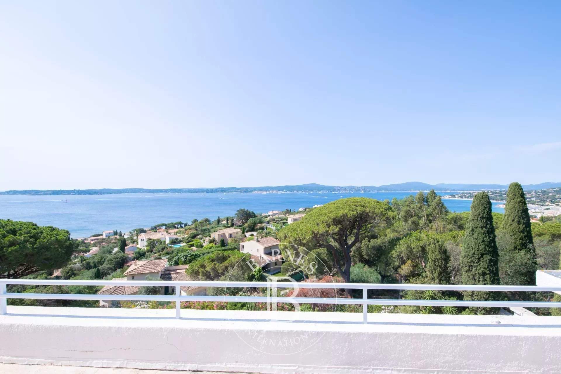 Sainte-Maxime  - Property 7 Bedrooms - picture 4