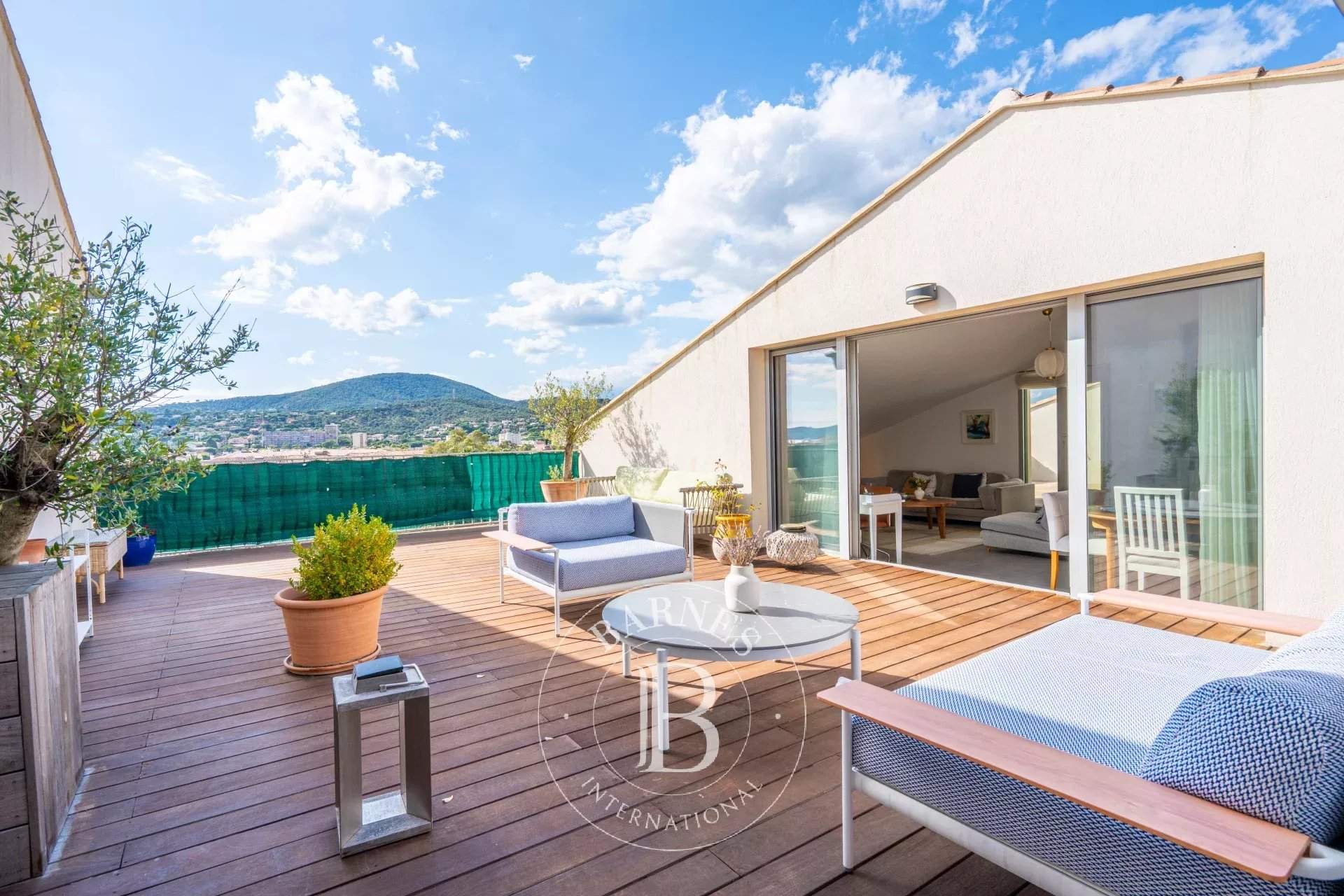Sainte-Maxime  - Appartement 4 Pièces 2 Chambres - picture 1