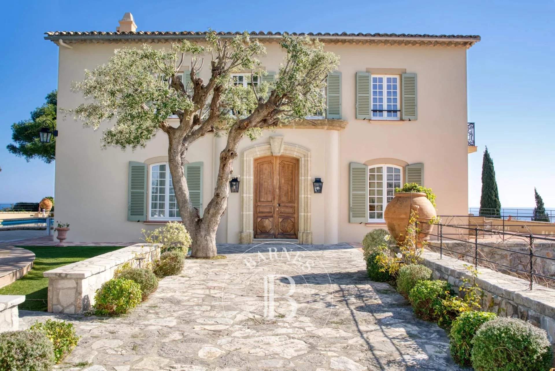 Sainte-Maxime  - Property 6 Bedrooms - picture 14