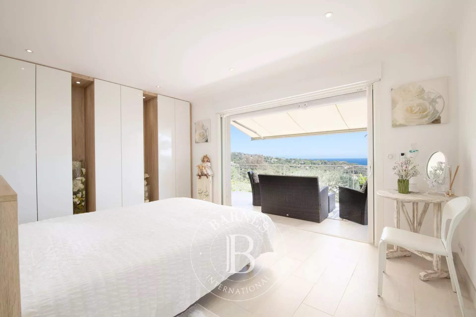 Les Issambres  - Maison 6 Pièces 3 Chambres - picture 8