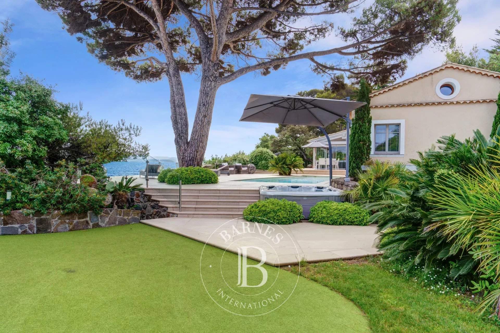 Sainte-Maxime  - Villa 10 Bedrooms - picture 4