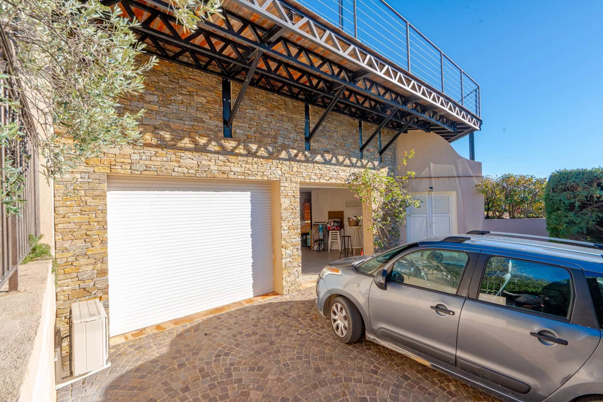 Roquebrune-sur-Argens  - Villa 7 Pi&egrave;ces 4 Chambres - picture 14