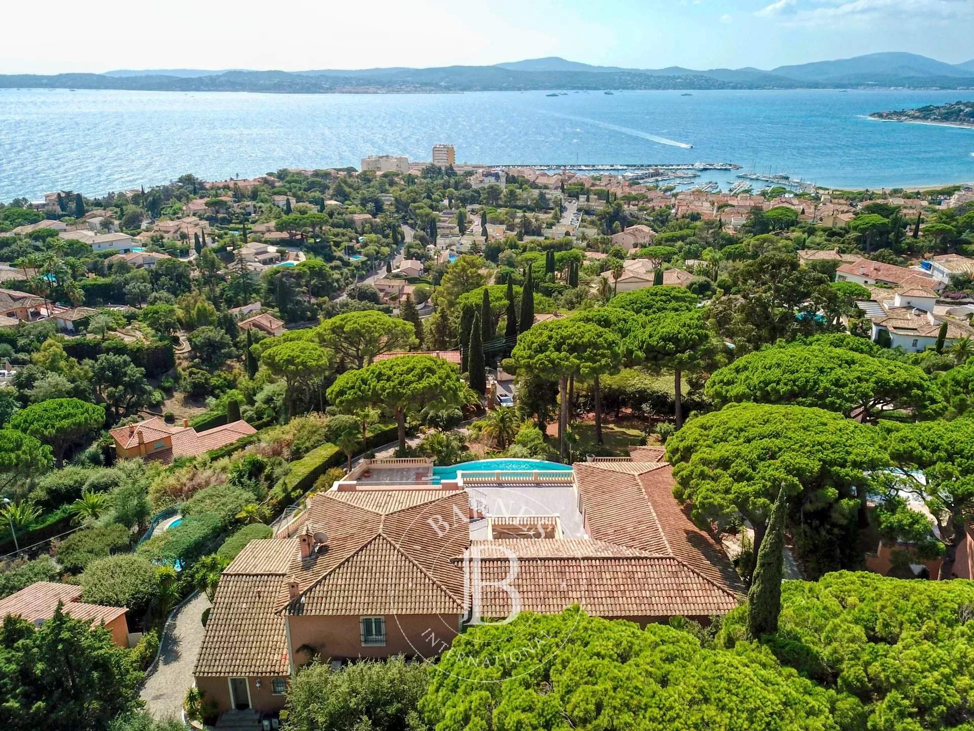 Sainte-Maxime  - Villa 10 Pièces 7 Chambres - picture 1