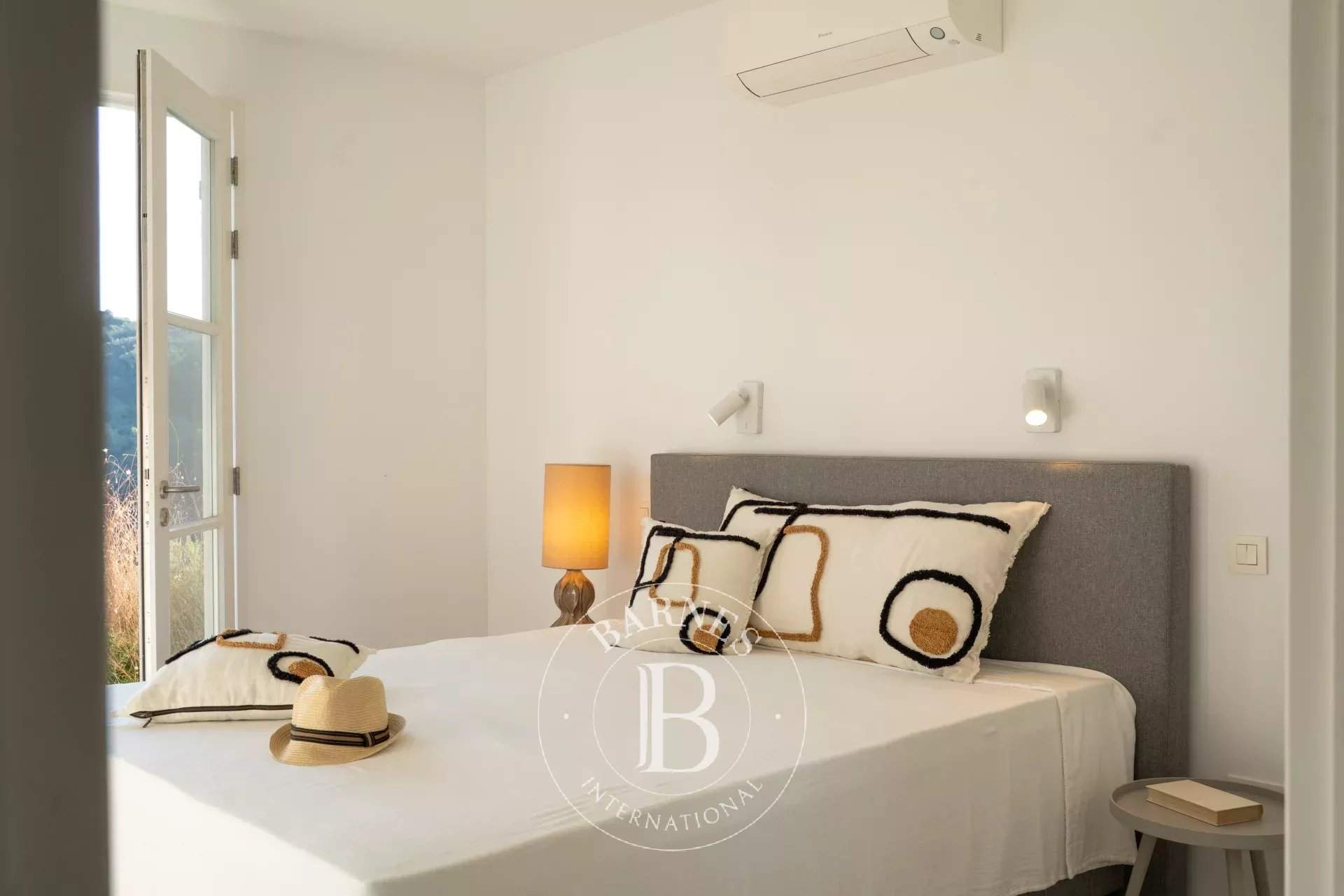 Grimaud  - House 5 Bedrooms - picture 8