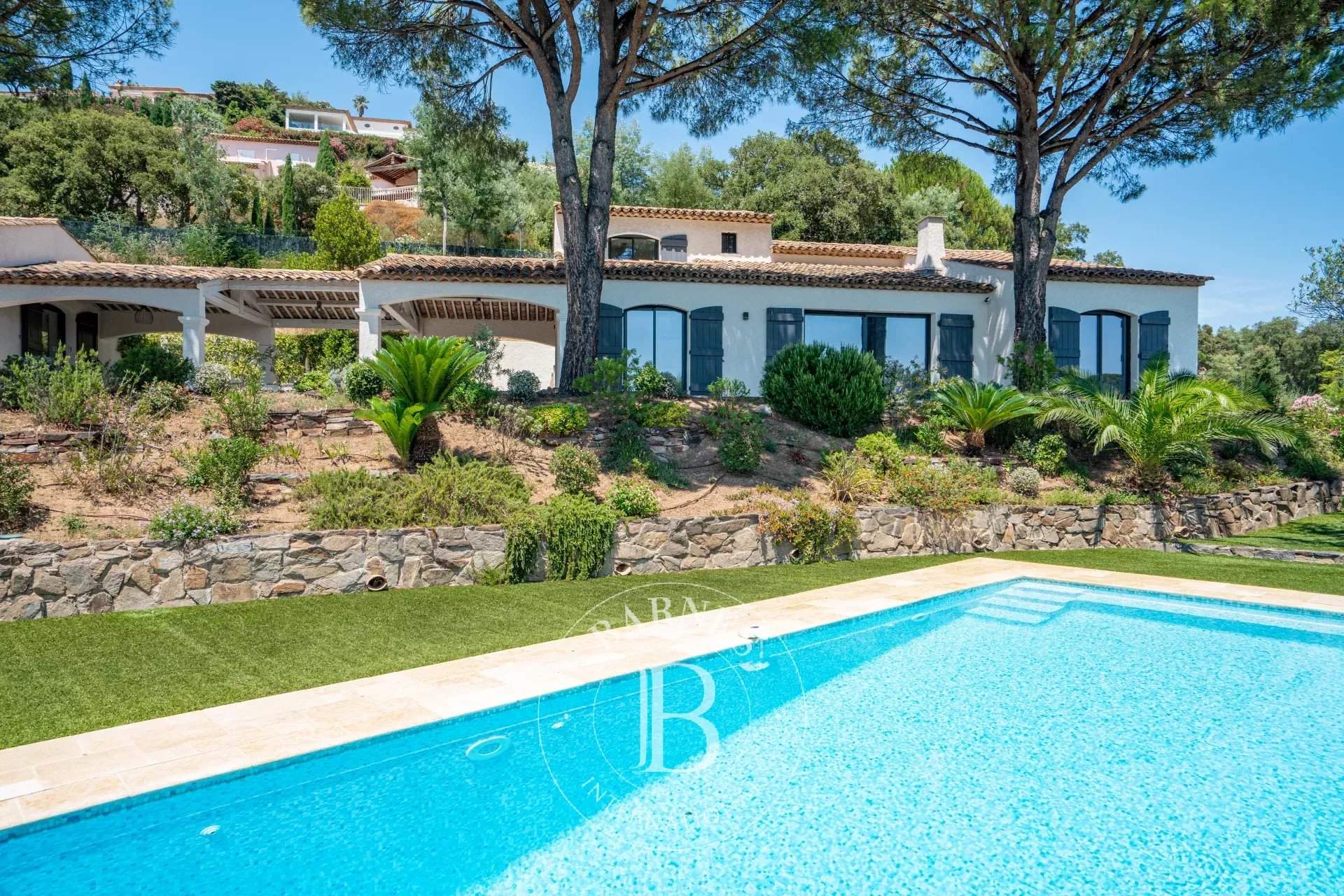 Sainte-Maxime  - Villa 10 Pi&egrave;ces 5 Chambres - picture 11