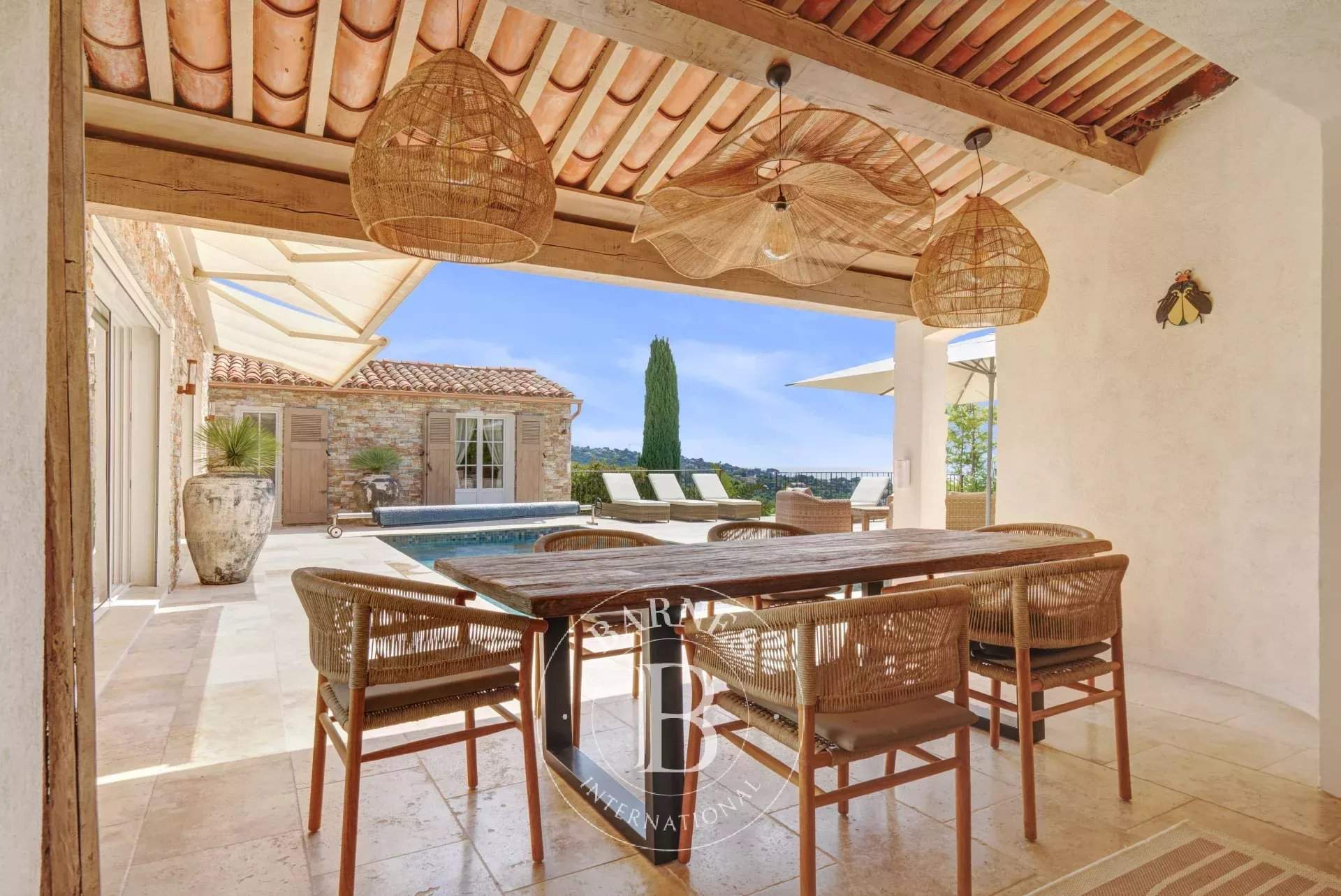 LES ISSAMBRES - VILLA DE CHARME - VUE MER picture 8