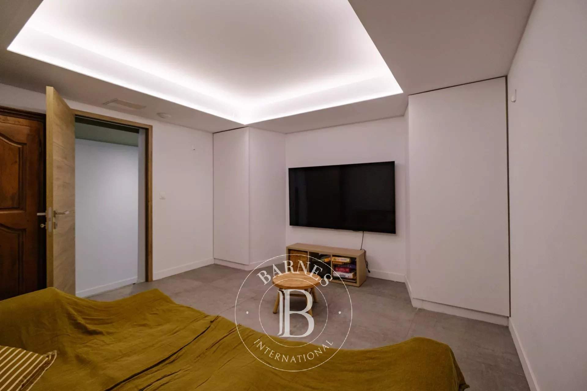 SEASONAL RENTAL - SAINTE-MAXIME - MODERN VILLA - 6 BEDROOMS - SEA VIEW picture 11