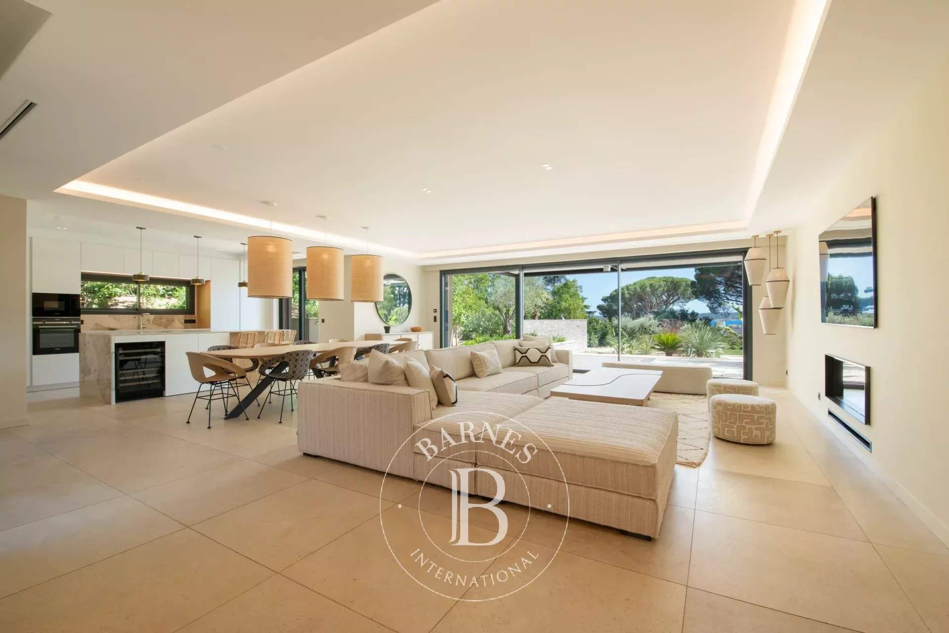 Sainte-Maxime  - Villa 7 Pi&egrave;ces 5 Chambres - picture 6