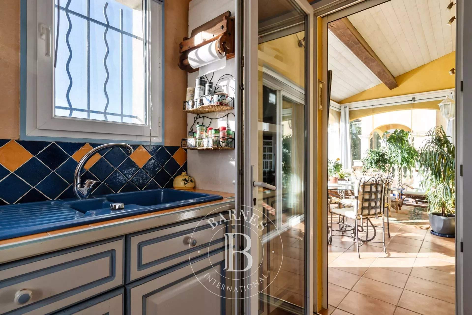 Sainte-Maxime  - Maison 7 Pièces 4 Chambres - picture 8