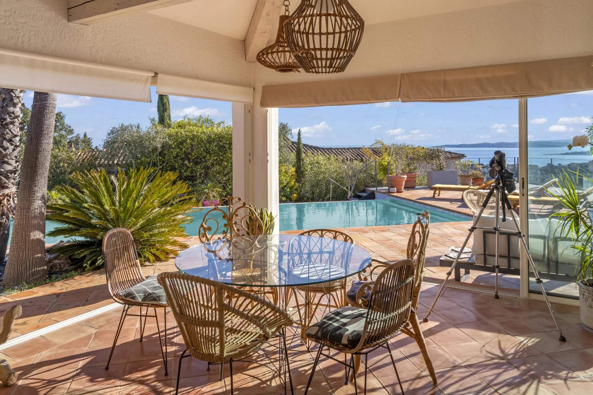 Roquebrune-sur-Argens  - Villa 7 Pi&egrave;ces 4 Chambres - picture 2