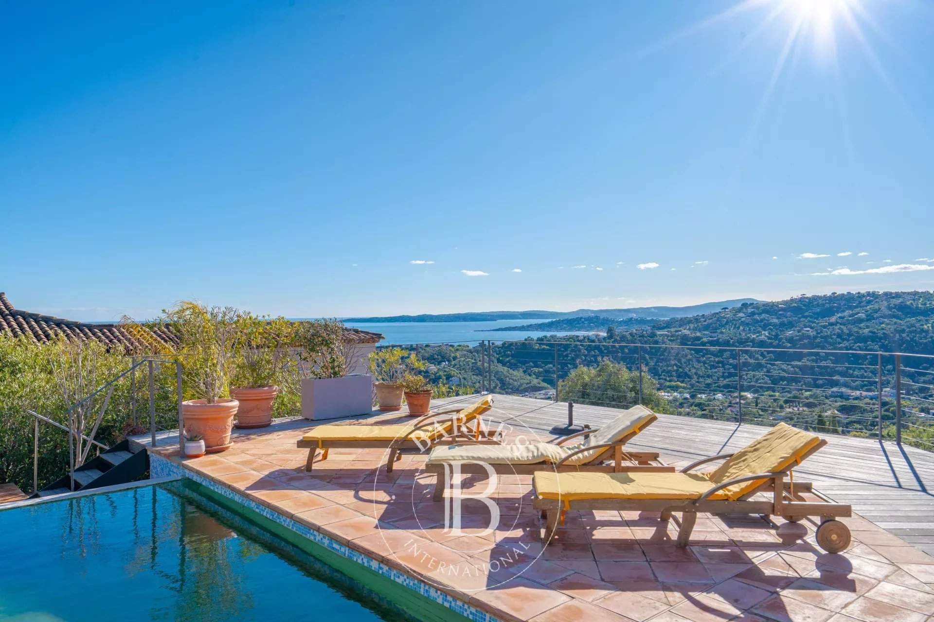 Roquebrune-sur-Argens  - Villa 4 Bedrooms - picture 4