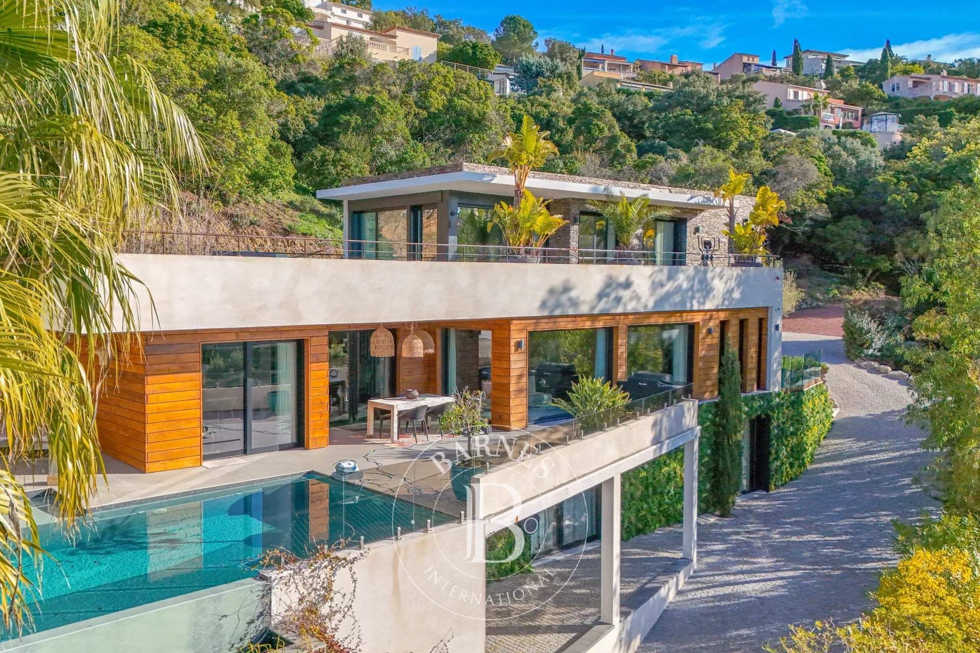 Les Issambres  - Villa 5 Pi&egrave;ces 3 Chambres - picture 14