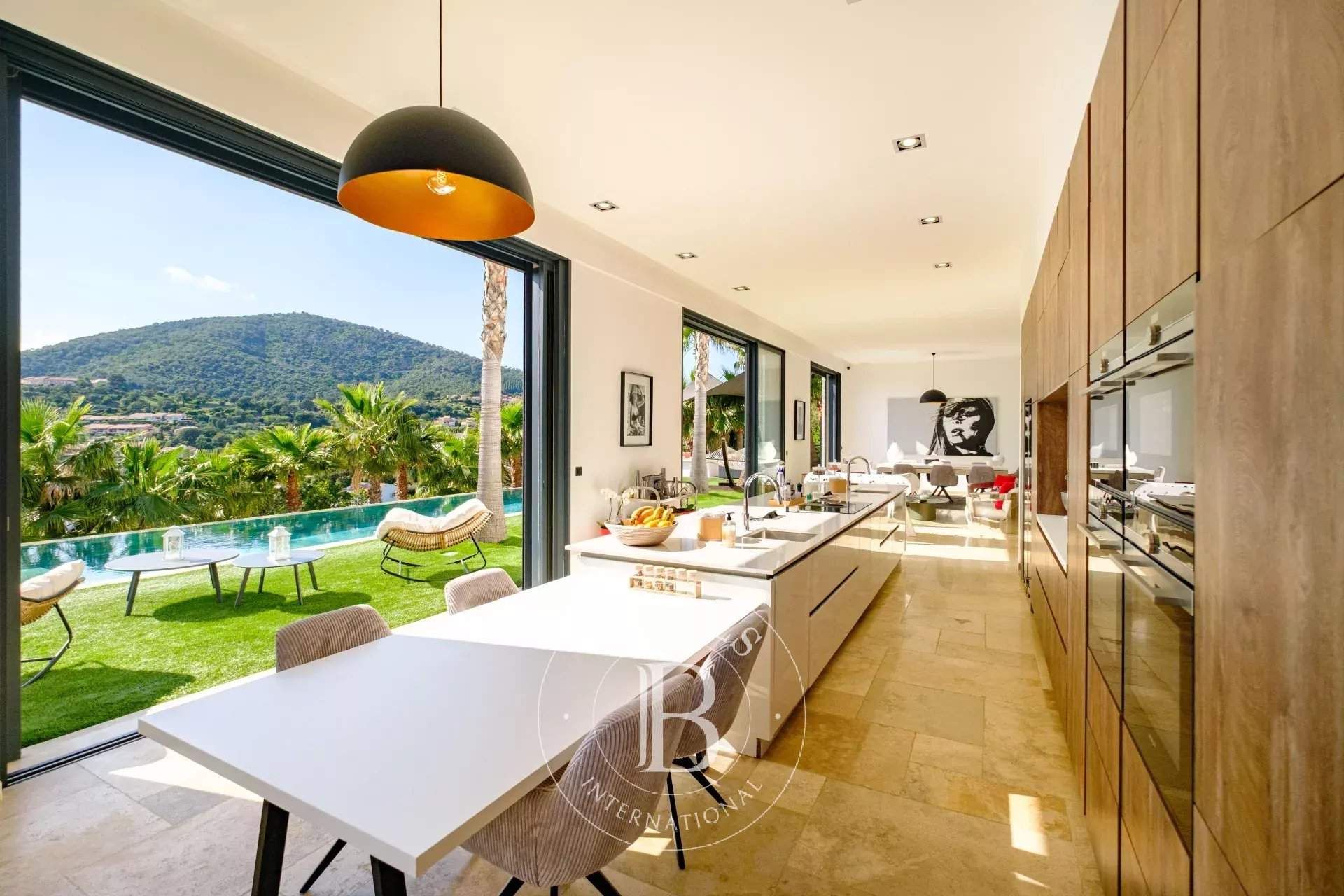 Les Issambres  - Appartement 7 Pi&egrave;ces 4 Chambres - picture 3