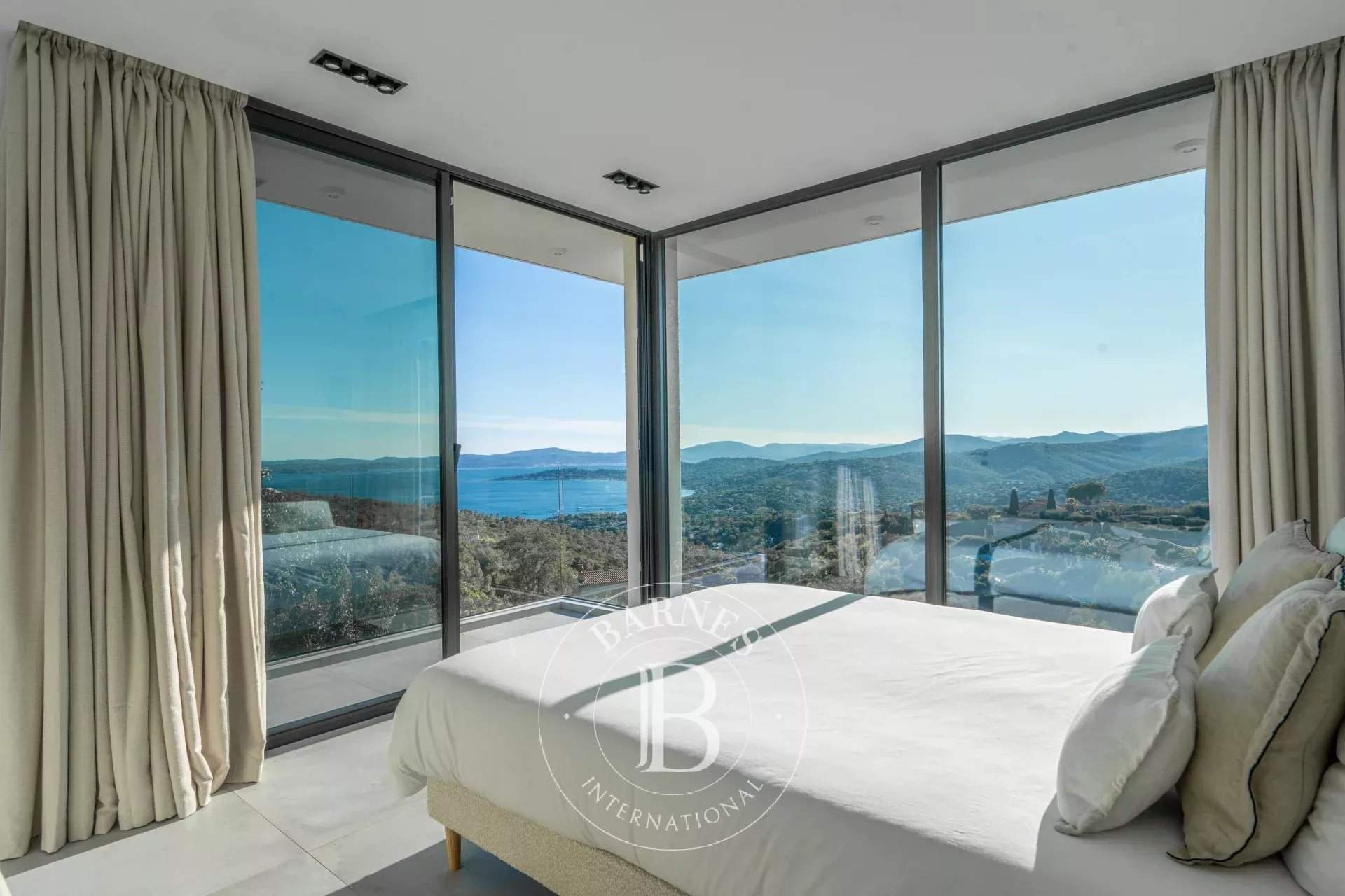 Les Issambres  - Villa 6 Pi&egrave;ces 4 Chambres - picture 15