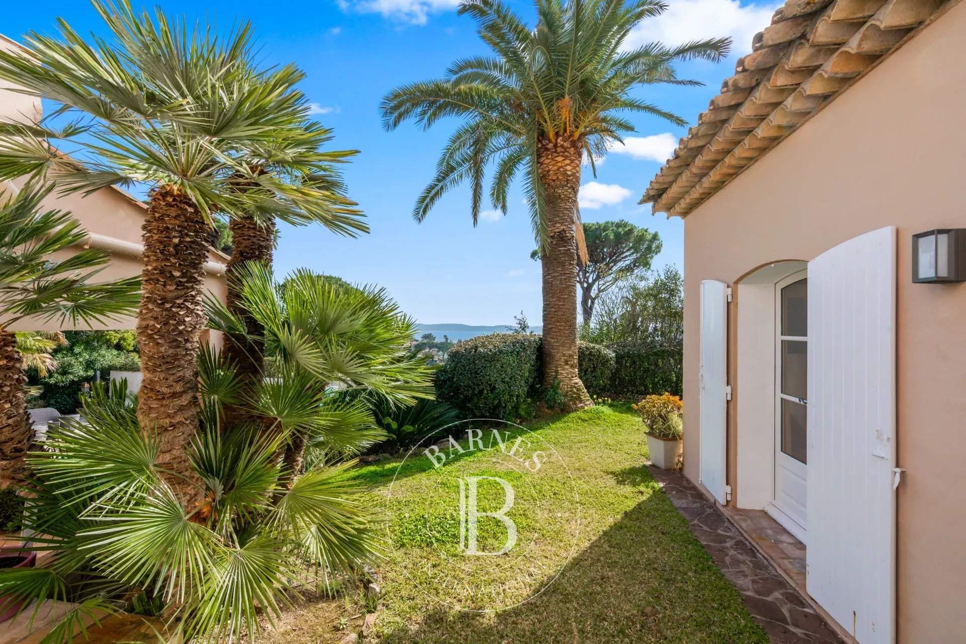 Sainte-Maxime  - Villa 6 Pi&egrave;ces 4 Chambres - picture 10