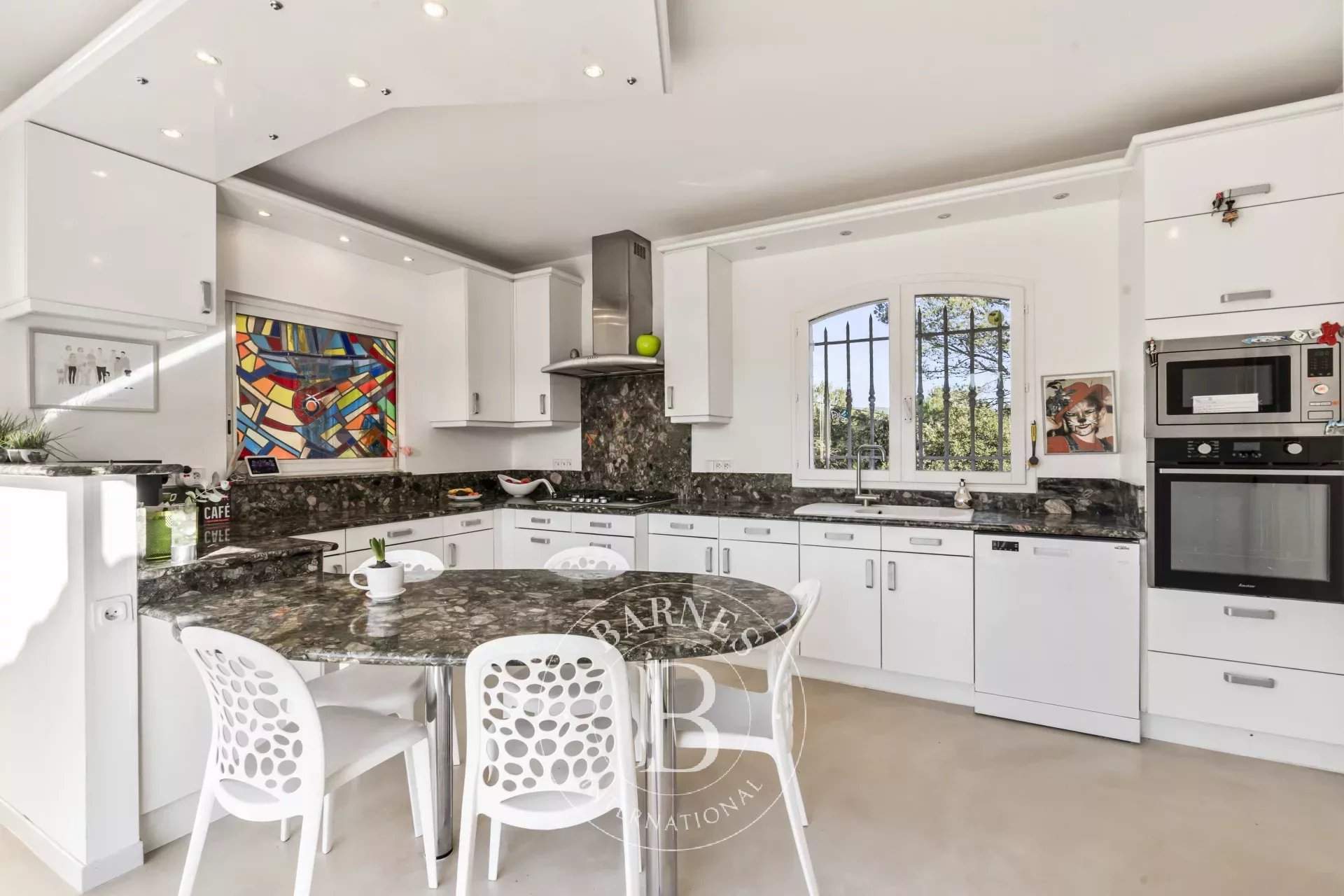 Roquebrune-sur-Argens  - Villa 8 Pi&egrave;ces 6 Chambres - picture 5