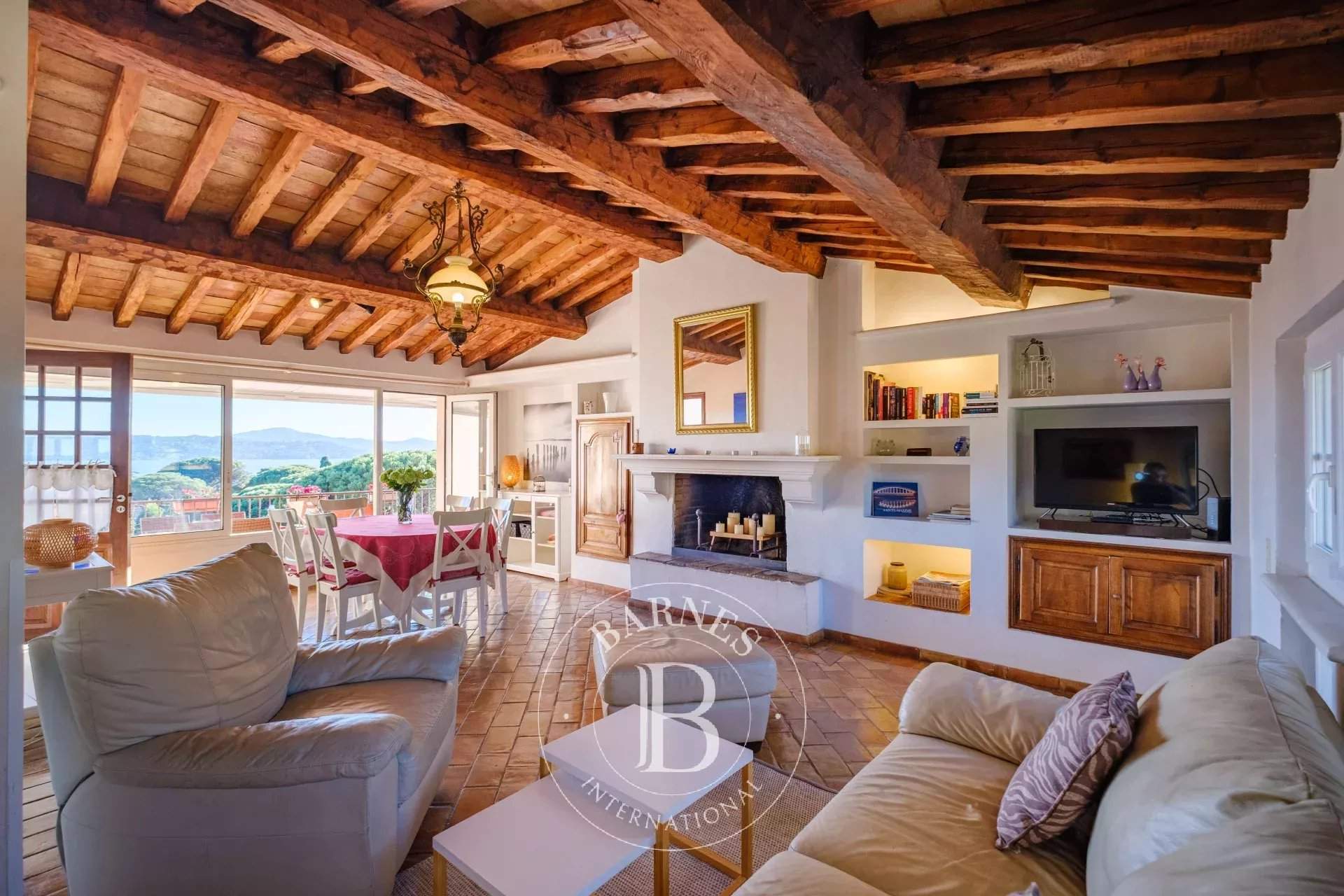 Grimaud  - Appartement 4 Pièces, 1 Chambre - picture 1