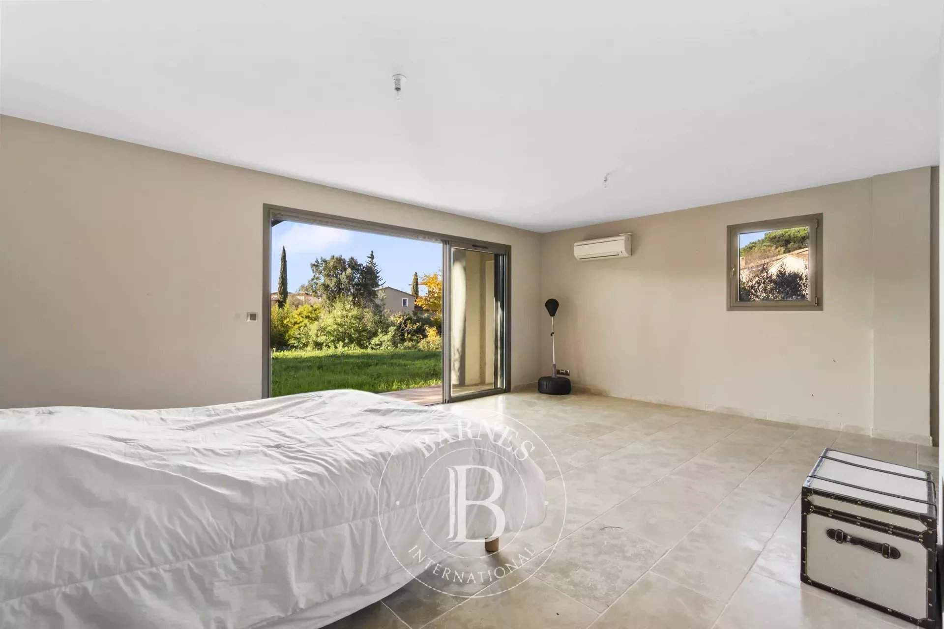 Sainte-Maxime  - Villa 6 Pi&egrave;ces 5 Chambres - picture 12