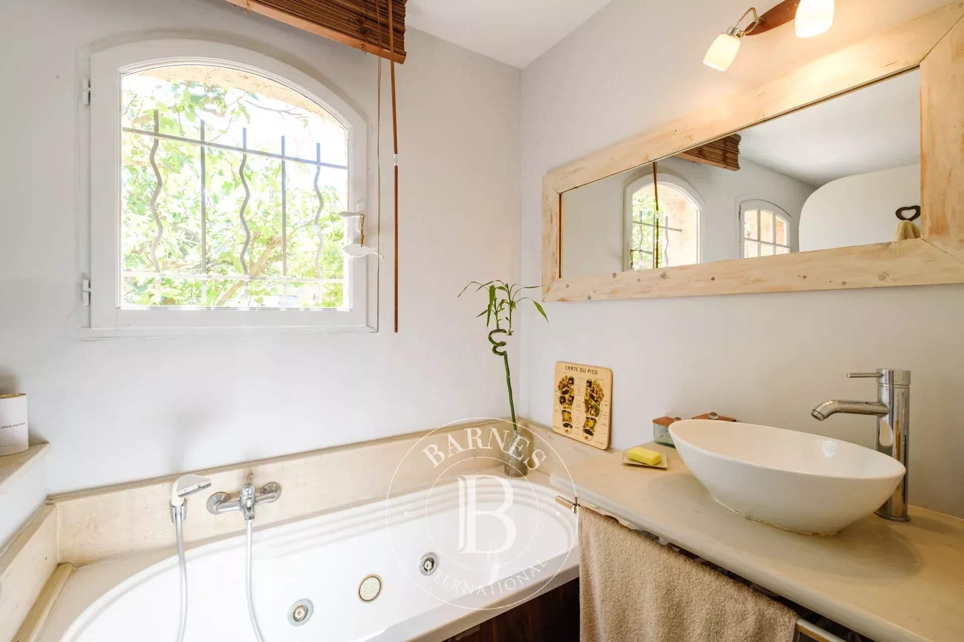 Le Plan-de-la-Tour  - Villa 12 Pi&egrave;ces 10 Chambres - picture 7