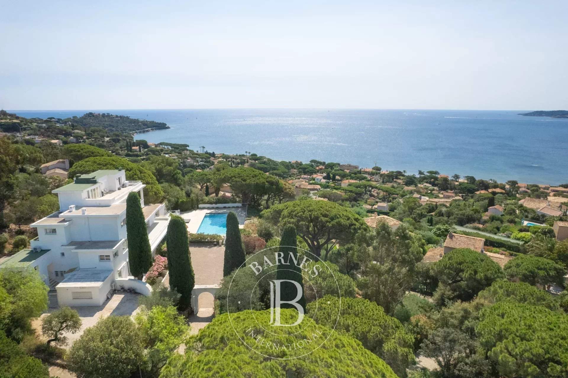 Sainte-Maxime  - Property 7 Bedrooms - picture 7