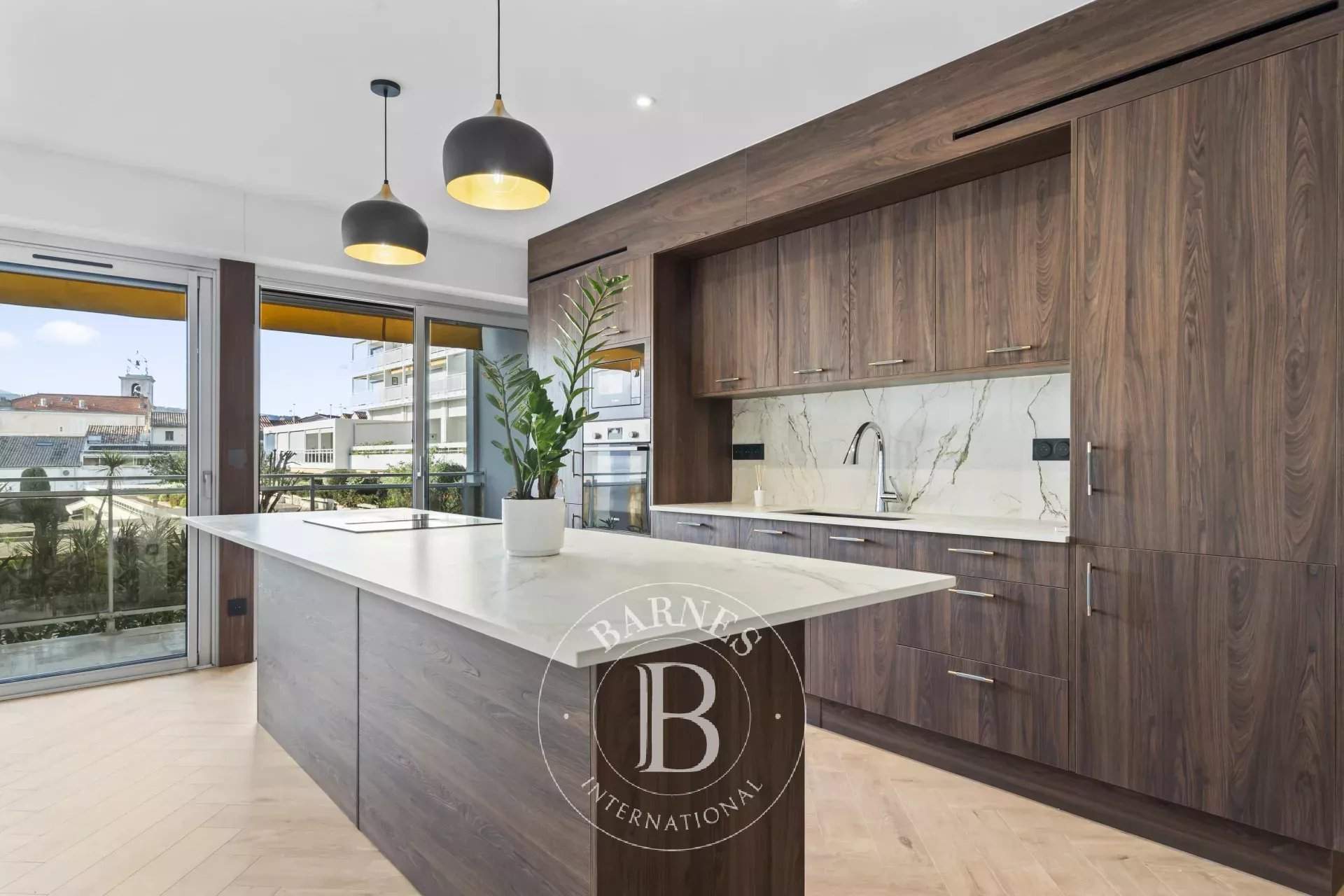 Sainte-Maxime  - Appartement 4 Pi&egrave;ces 2 Chambres - picture 2