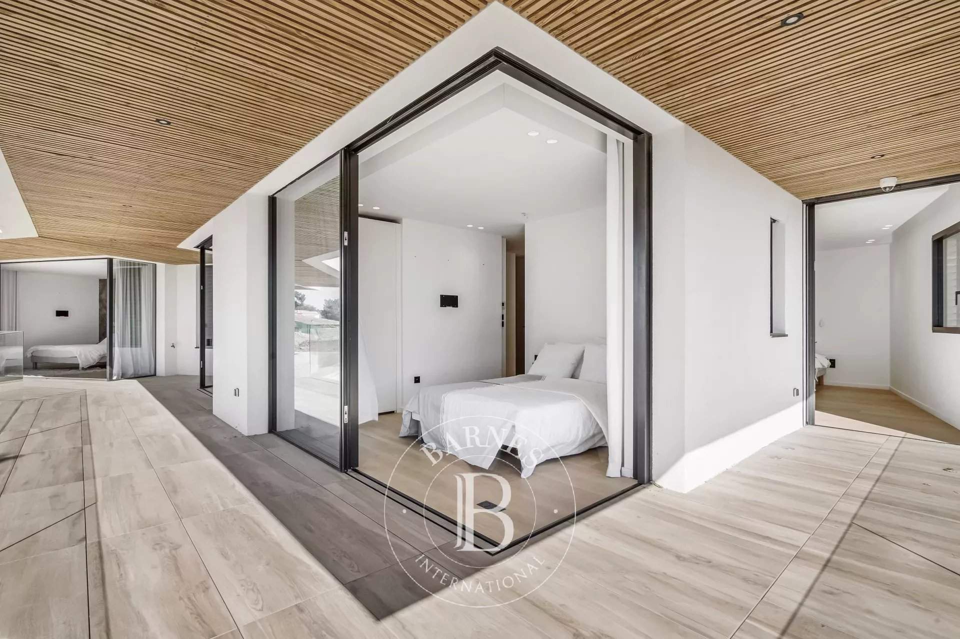 Roquebrune-sur-Argens  - Villa  - picture 11