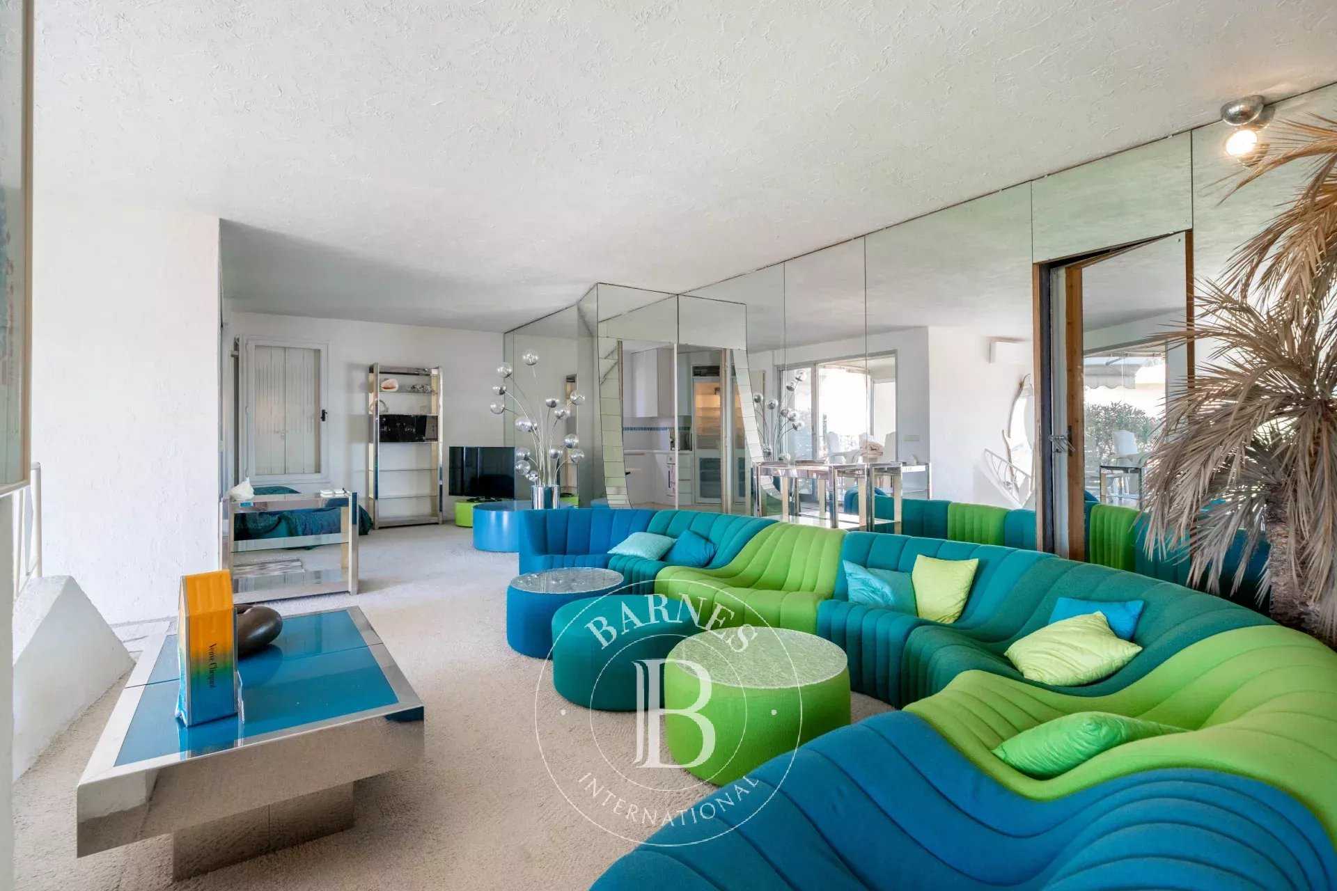 Piso Théoule-sur-Mer  -  ref 86072391 (picture 2)