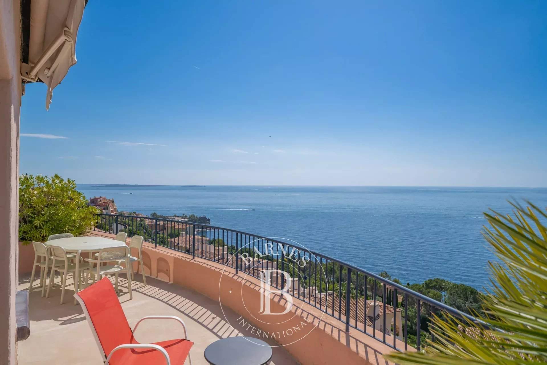 SEASONAL RENTAL picture 16