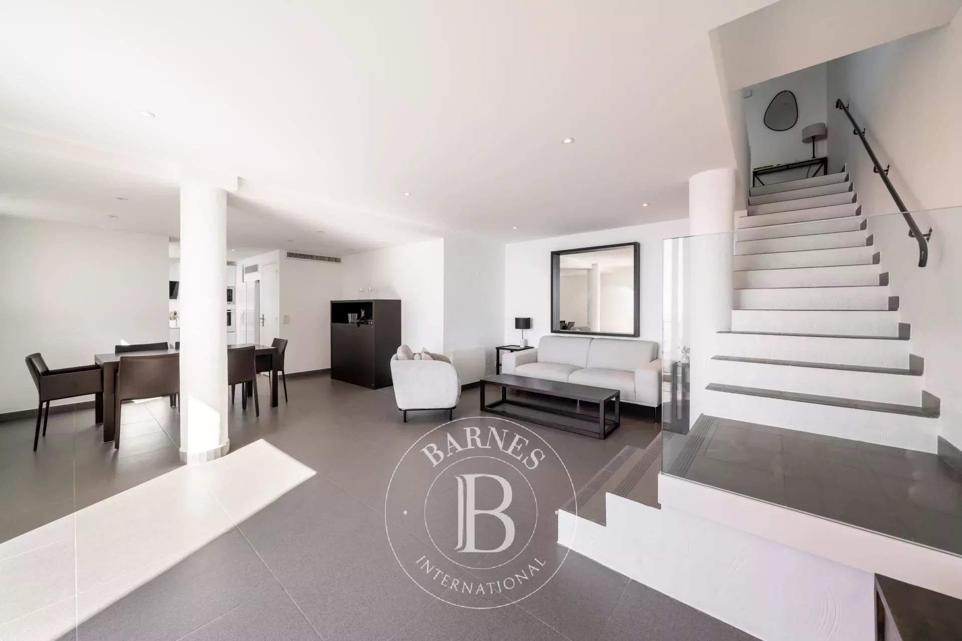 Théoule-sur-Mer  - Appartement 5 Pièces 3 Chambres - picture 11