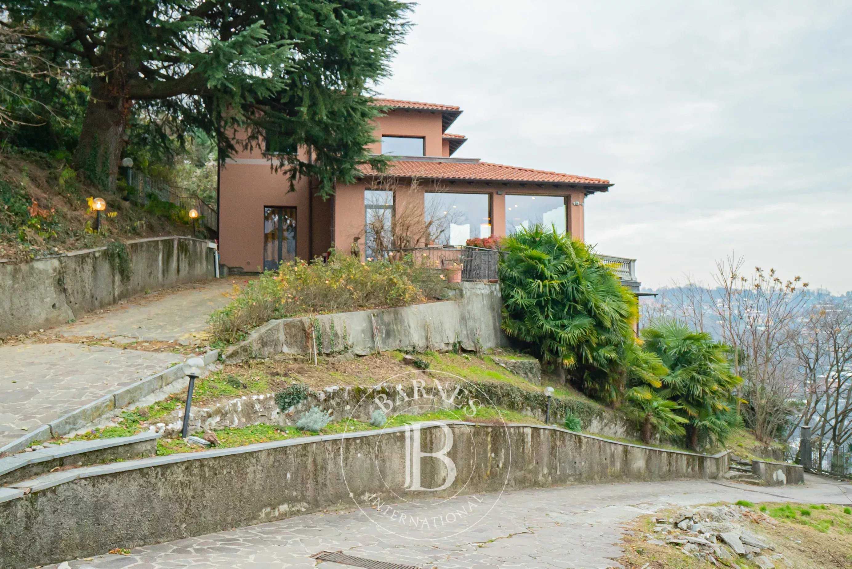 Tavernerio  - Villa 