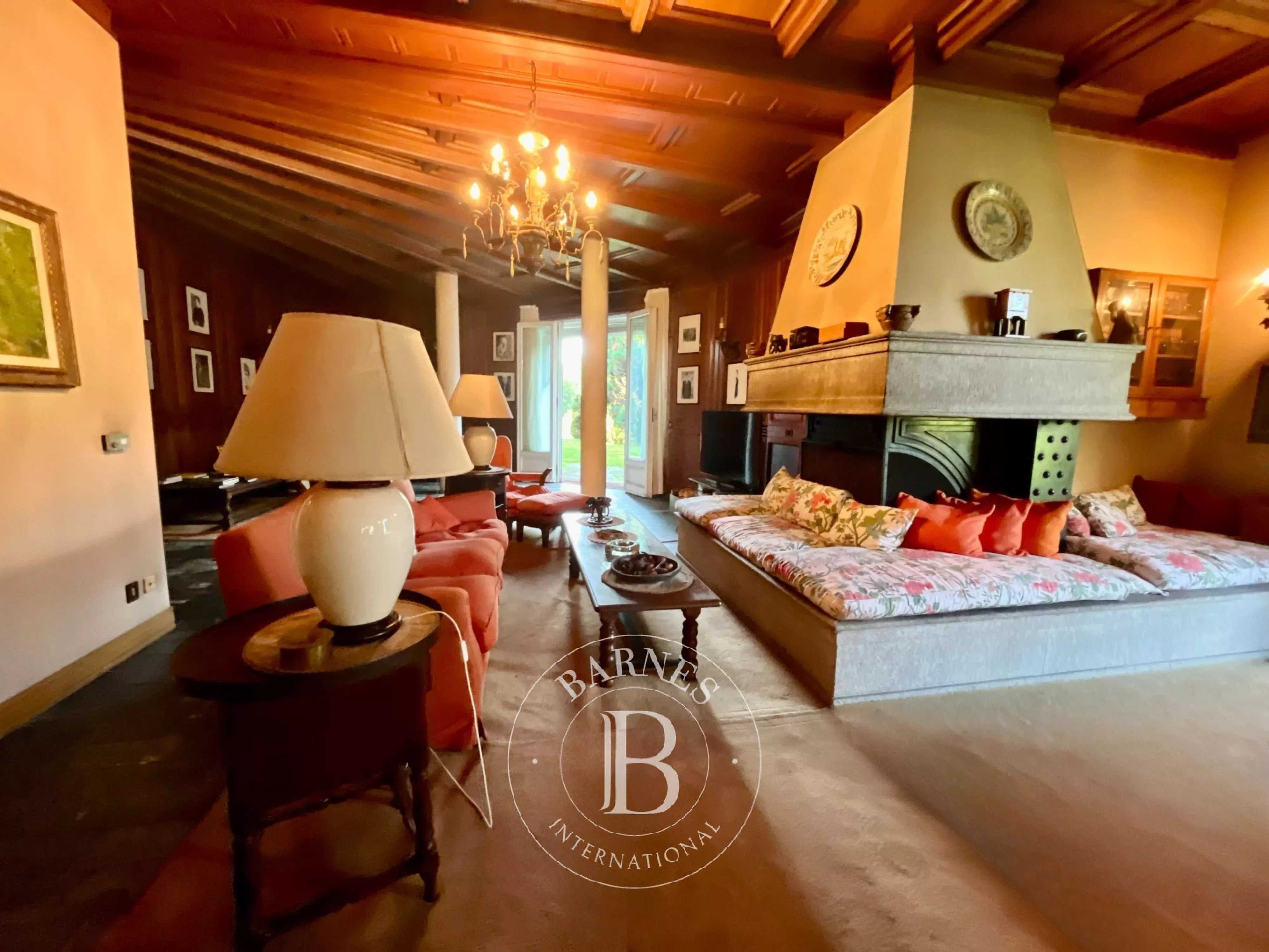 Omegna  - Villa 7 Bedrooms