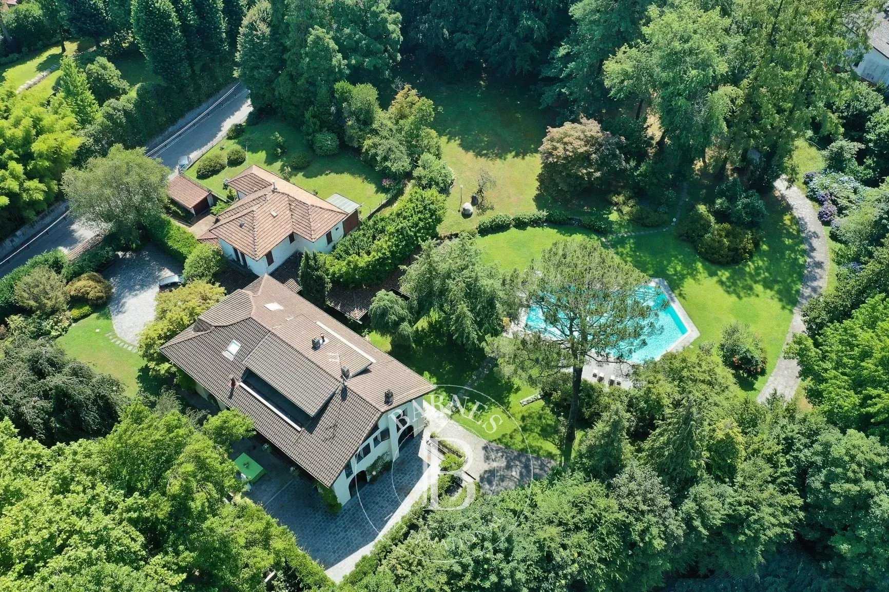 Castelletto sopra Ticino  - Villa 8 Bedrooms