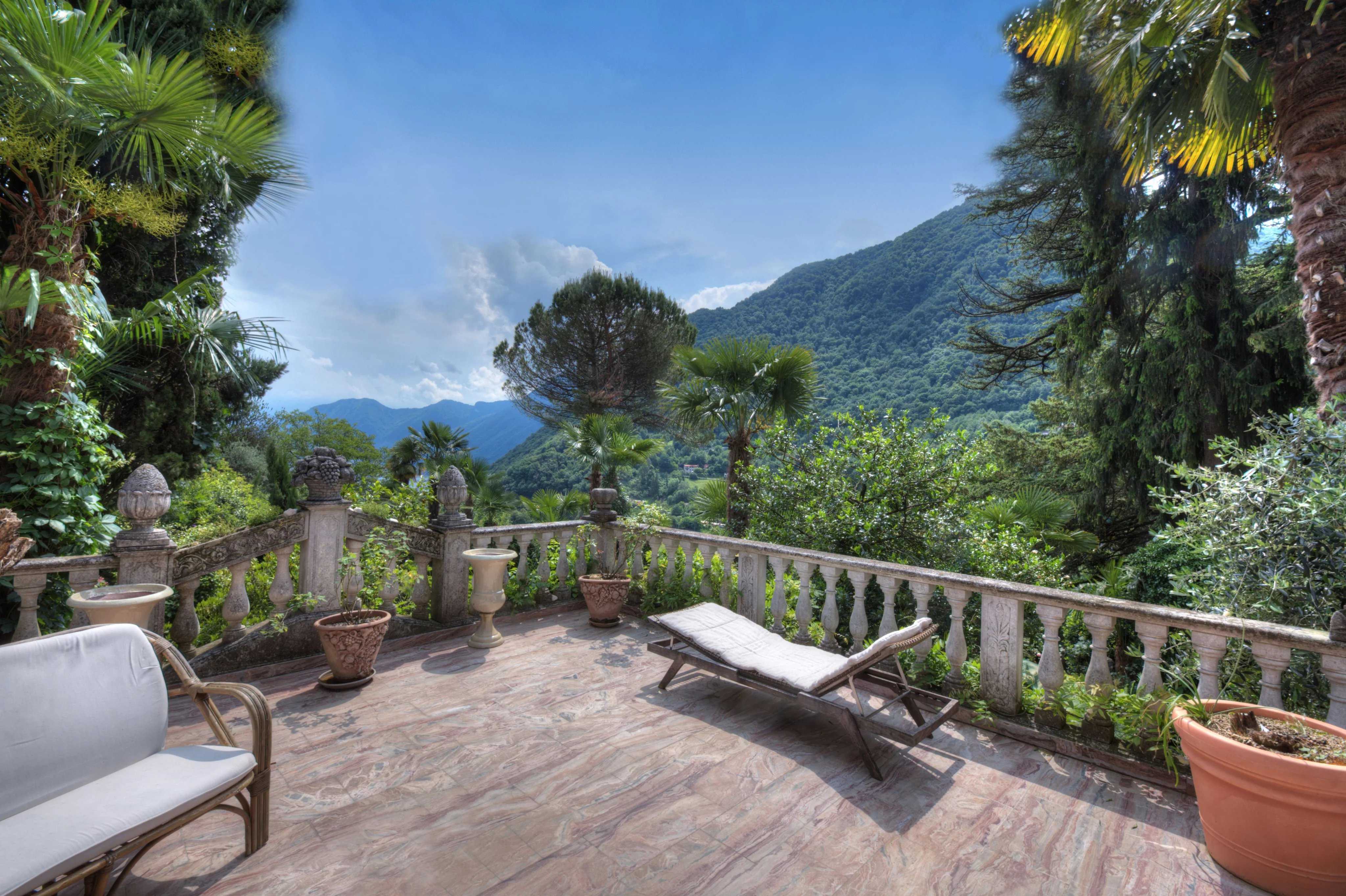 Dizzasco  - Villa 9 Bedrooms
