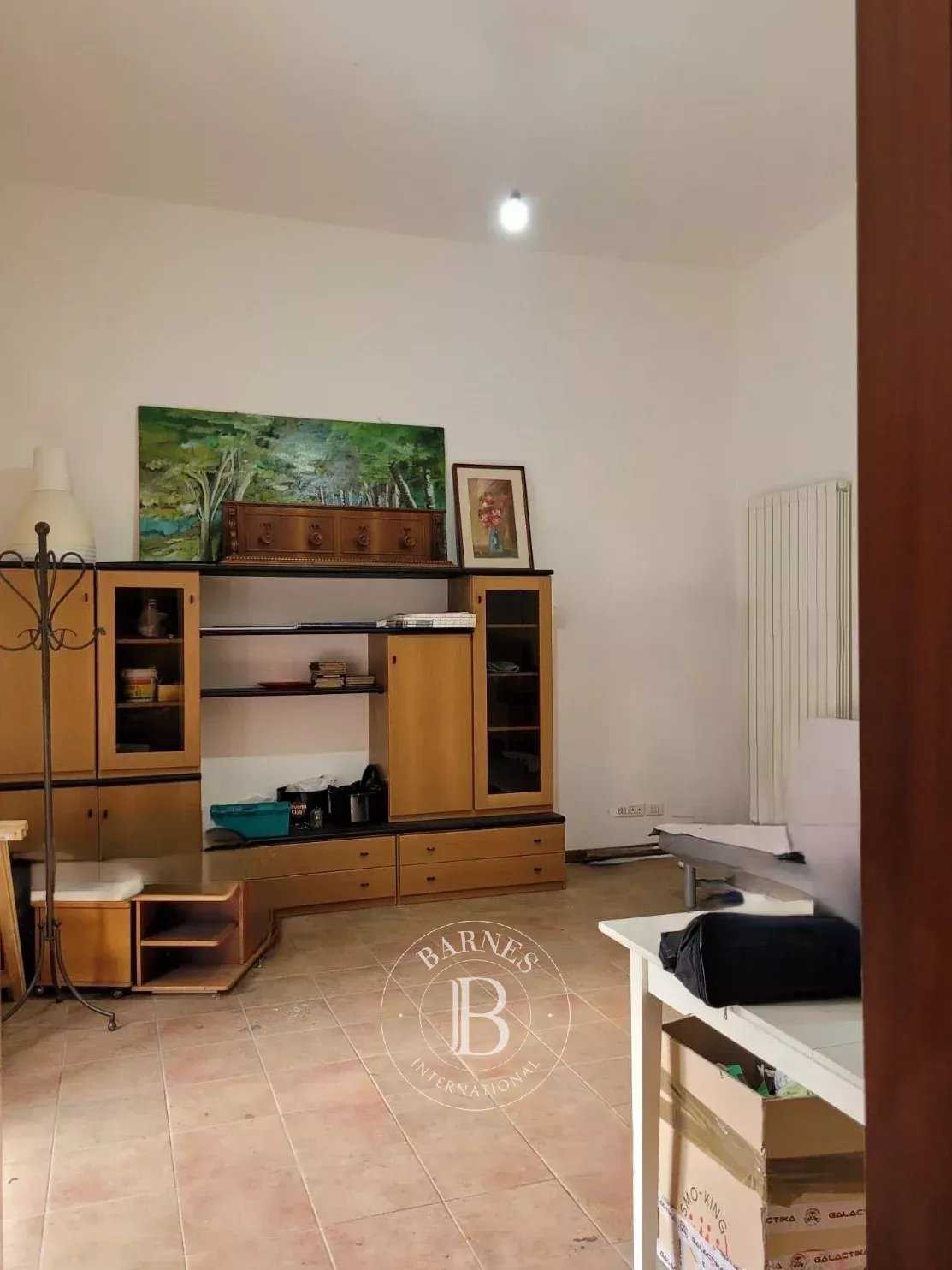 Tavernerio  - Commerce 4 Pièces