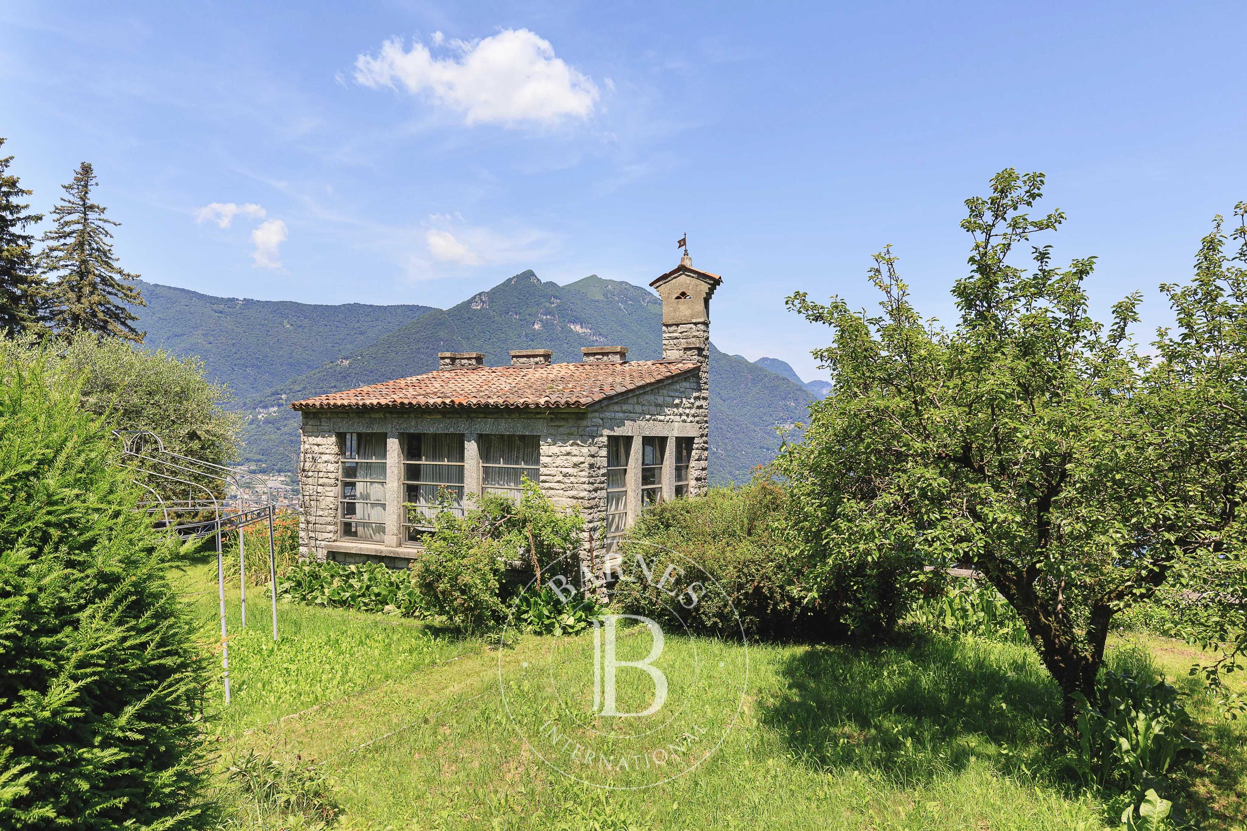 Faggeto Lario  - Villa 8 Bedrooms